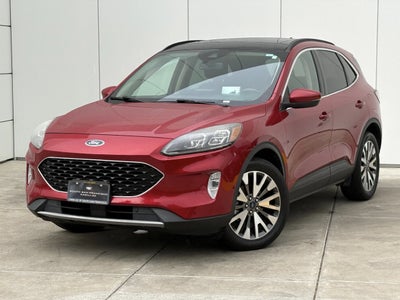 2020 Ford Escape Titanium Hybrid