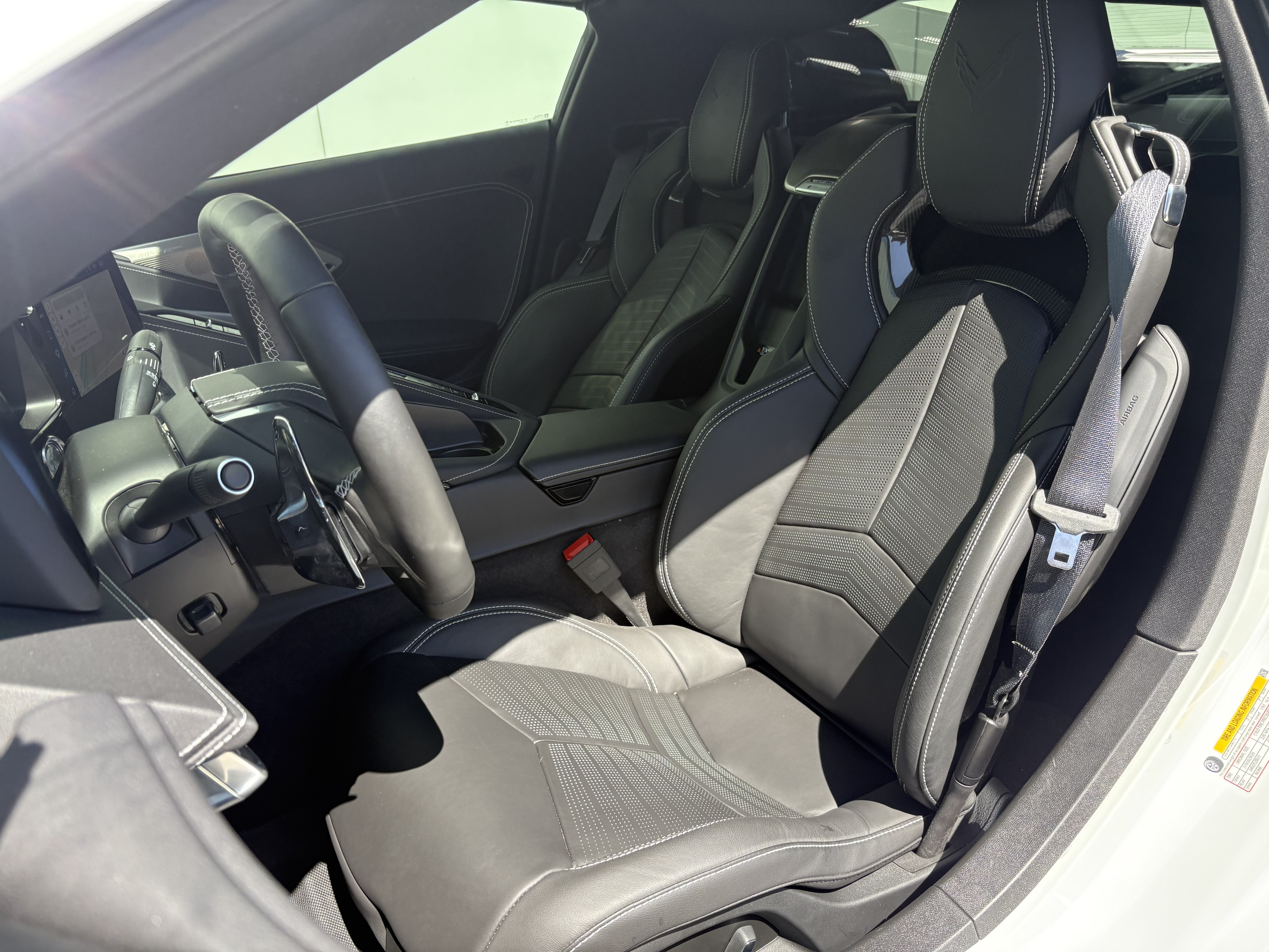 2025 Chevrolet Corvette E-Ray 2LZ