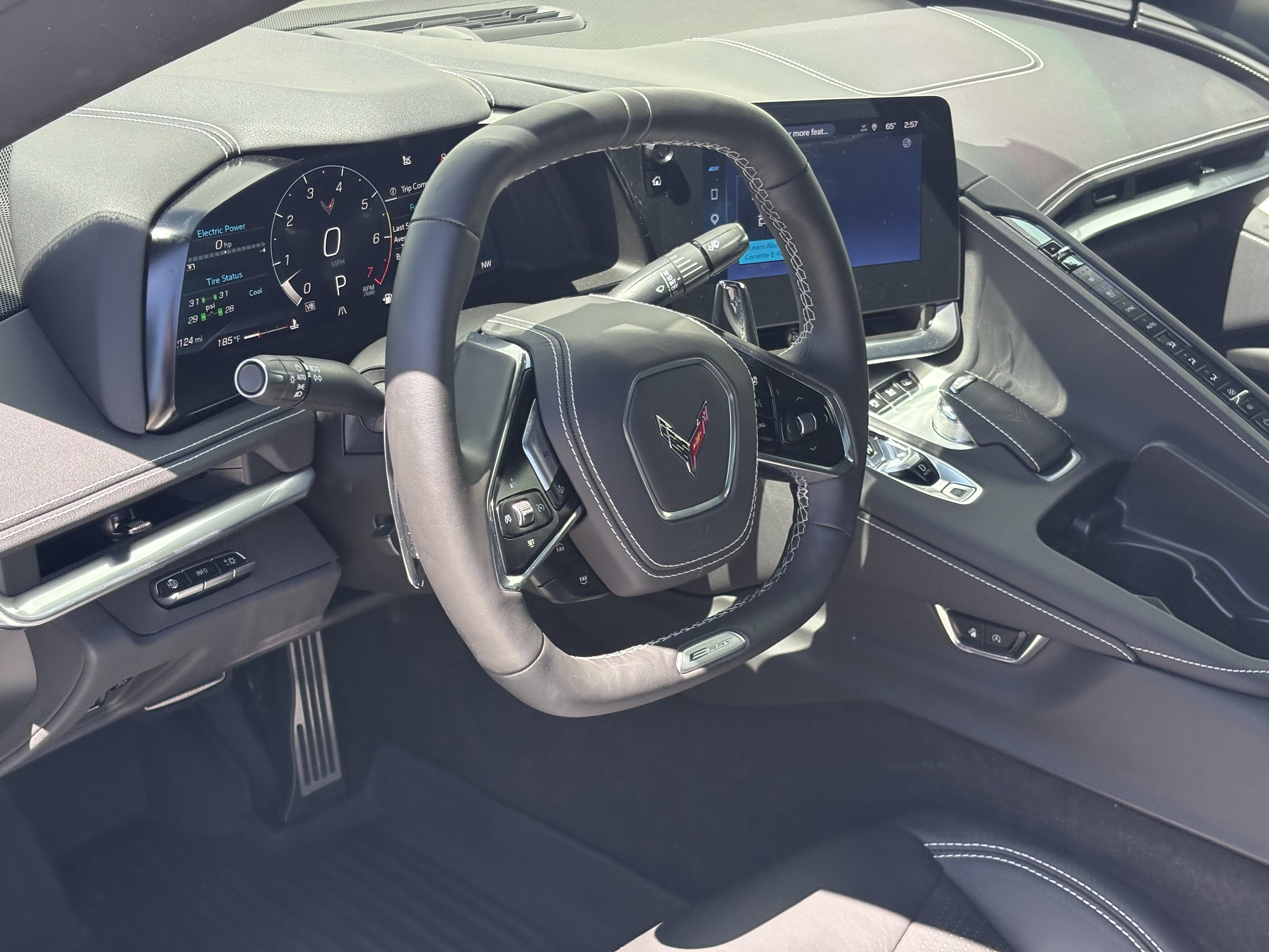 2025 Chevrolet Corvette E-Ray 2LZ