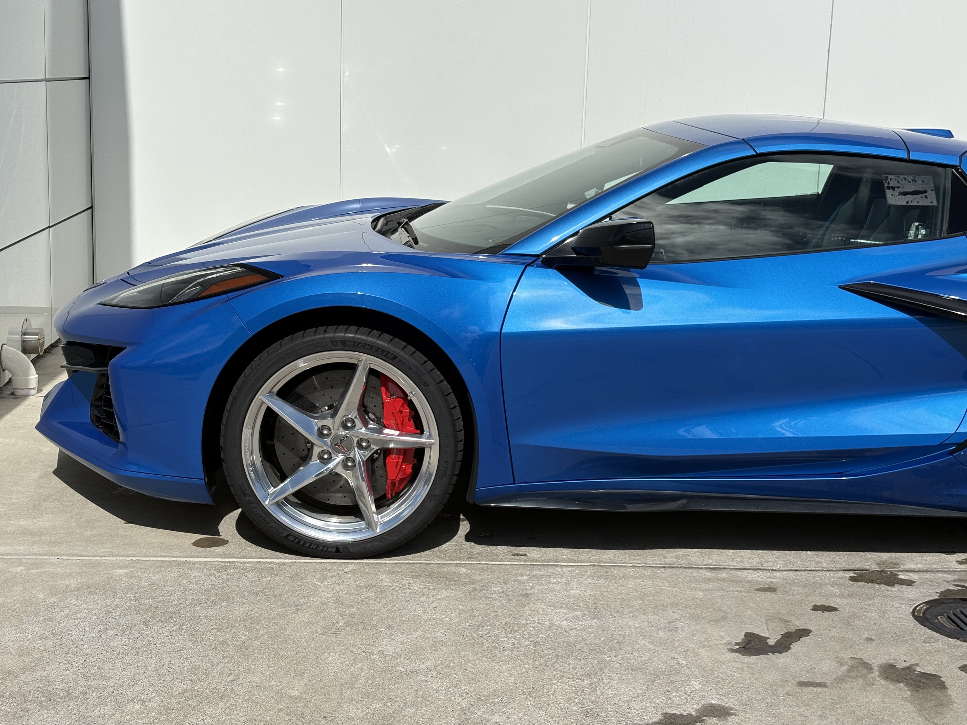 2025 Chevrolet Corvette E-Ray 2LZ