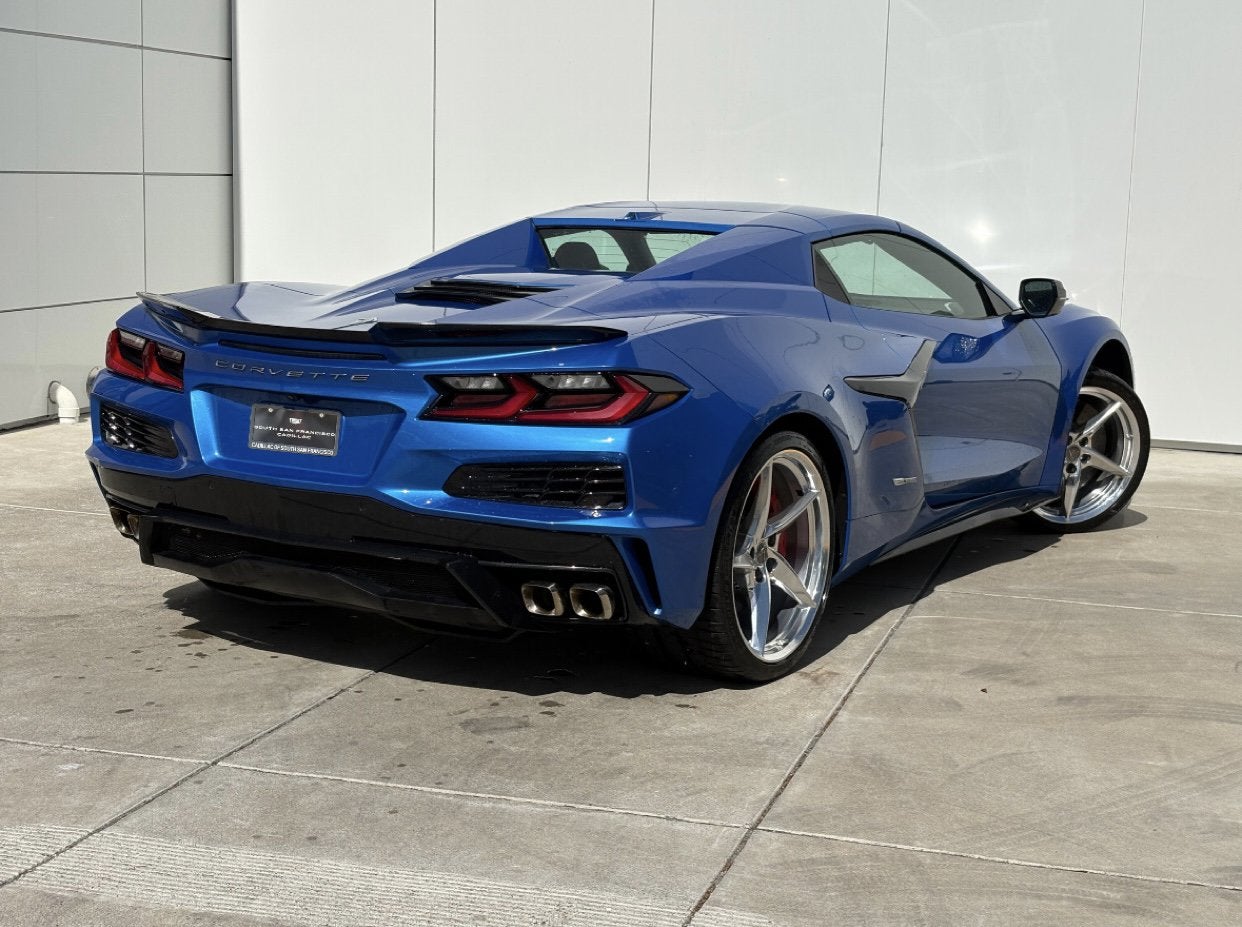 2025 Chevrolet Corvette E-Ray 2LZ