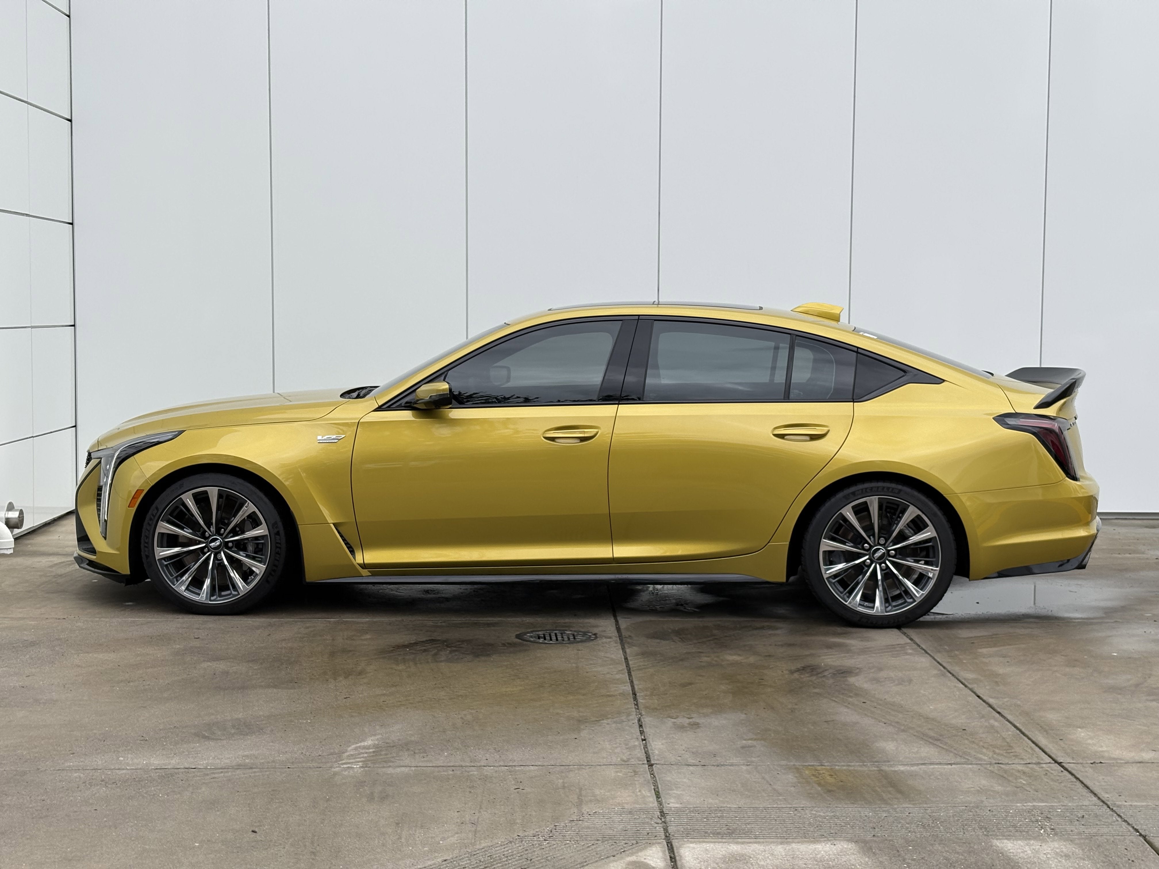 2025 Cadillac CT5-V V-Series Blackwing