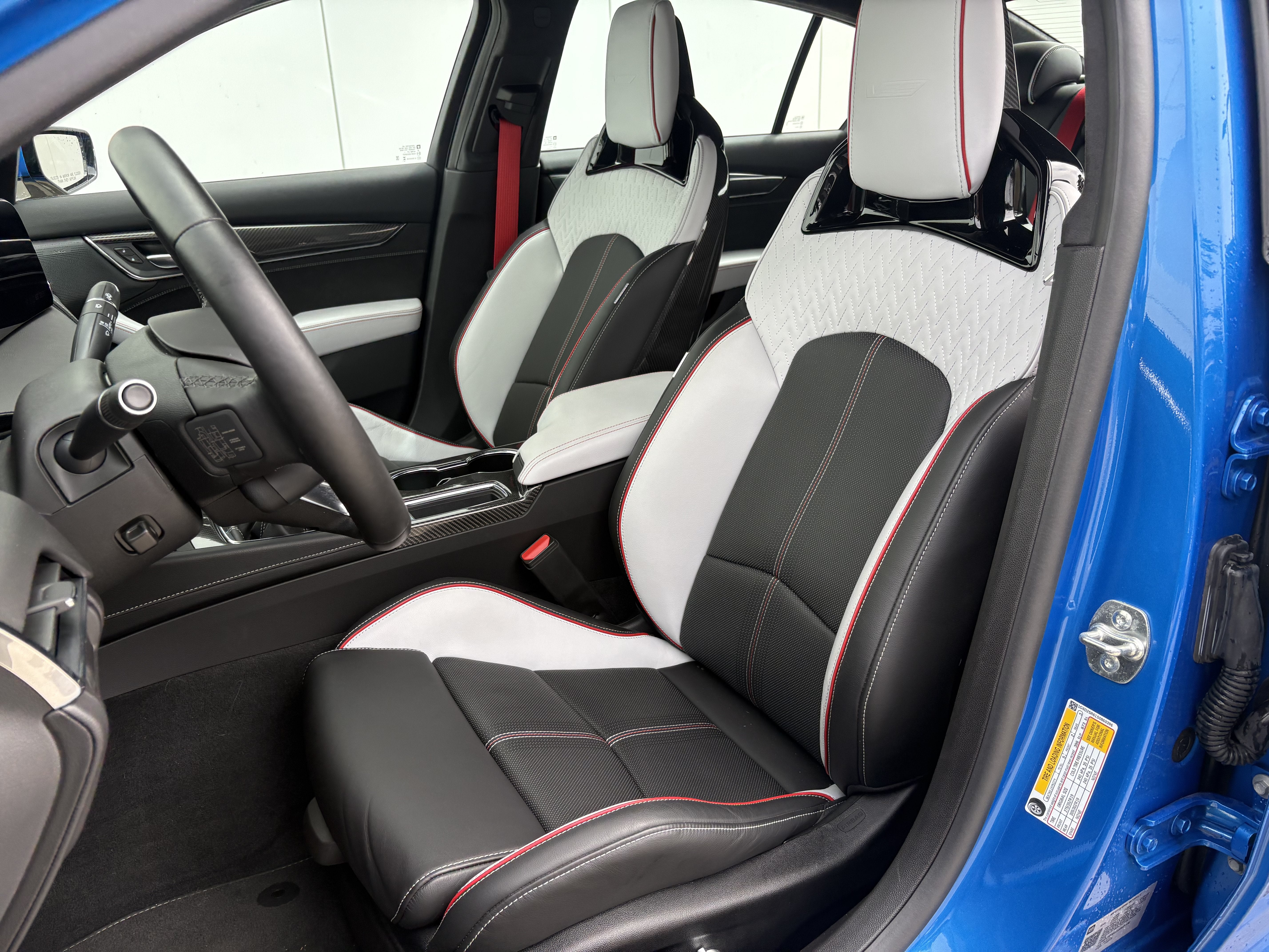 2025 Cadillac CT5-V V-Series Blackwing