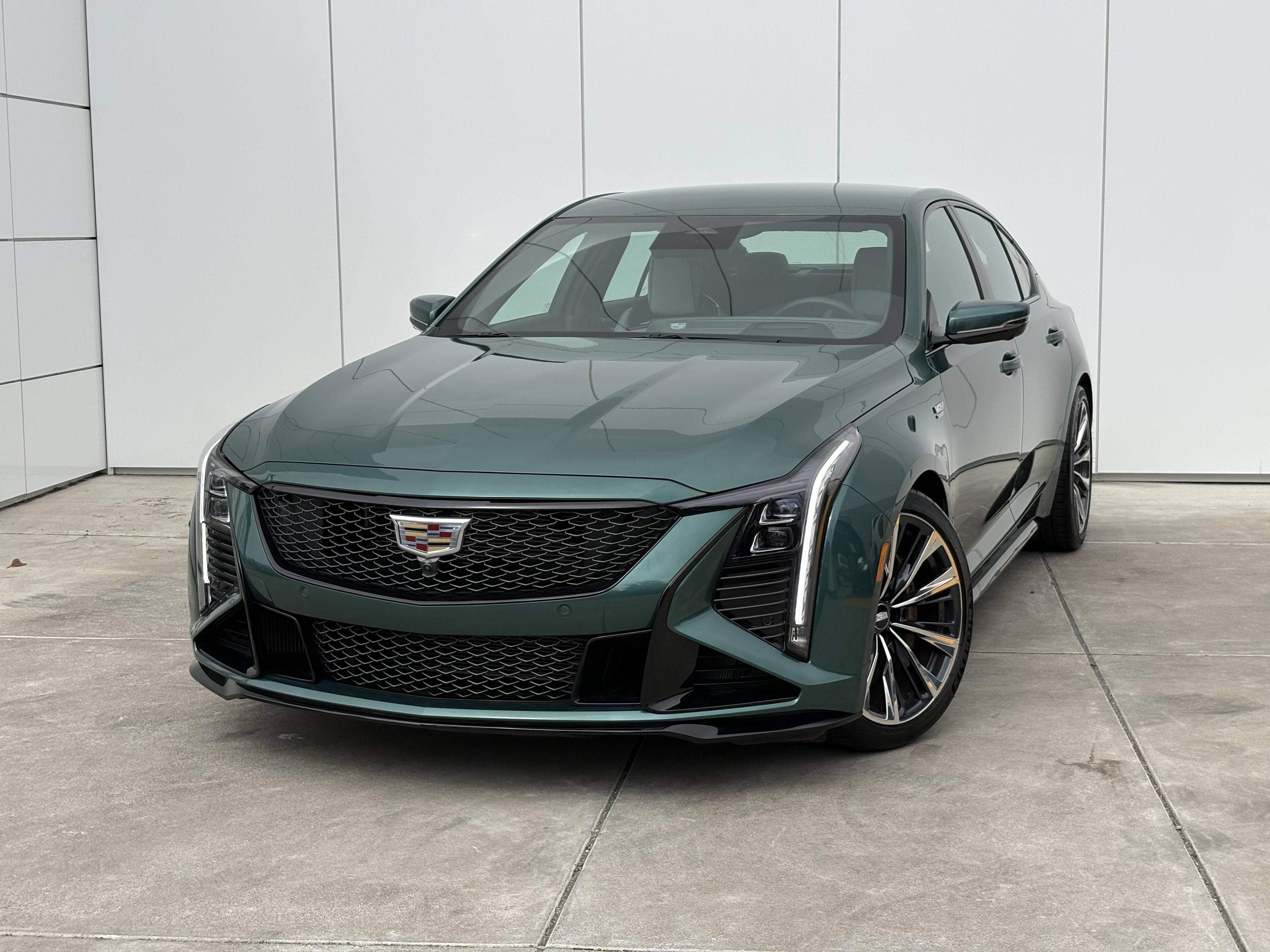 2025 Cadillac CT5 V-Series Blackwing's photo