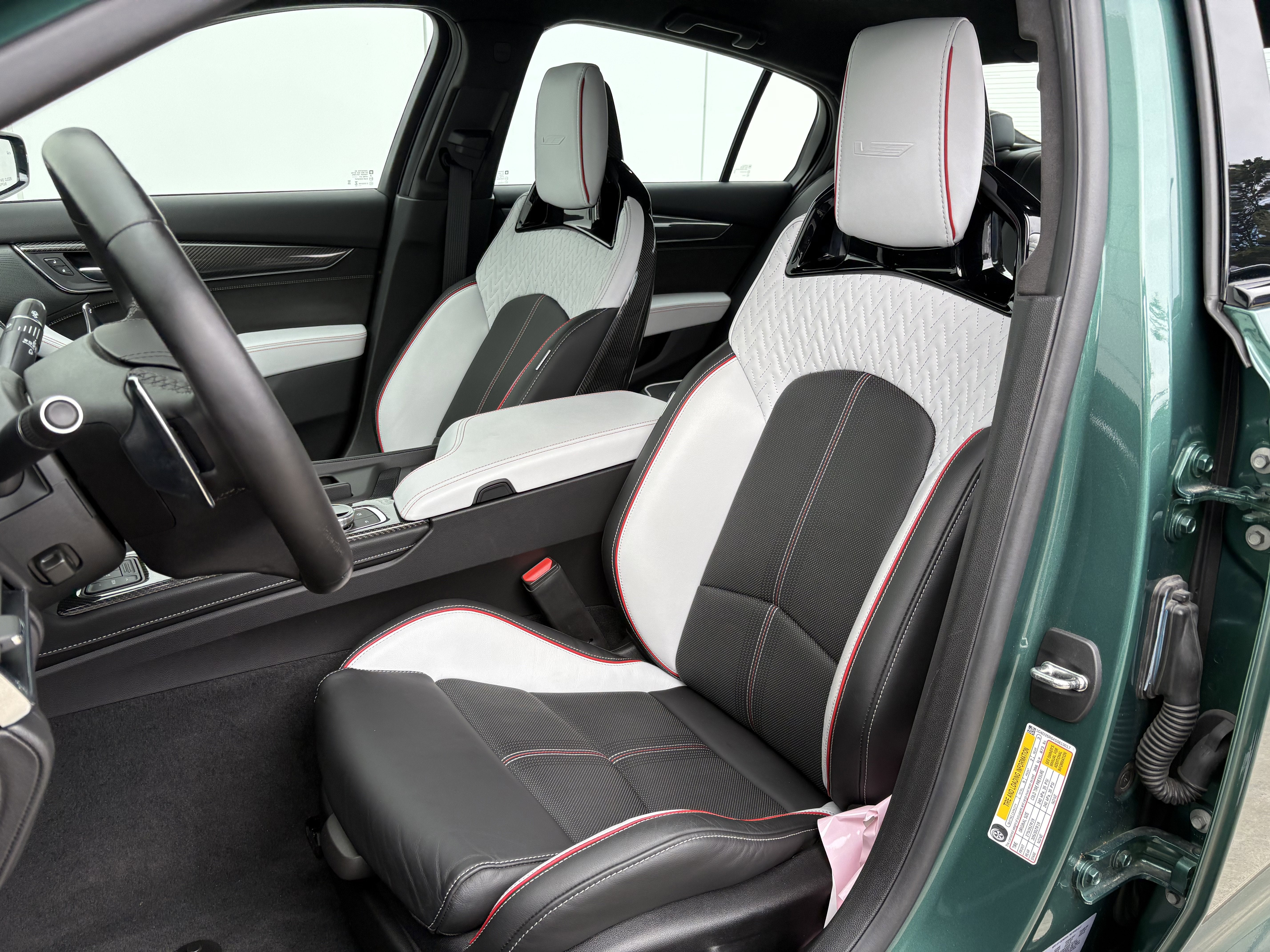 2025 Cadillac CT5-V V-Series Blackwing