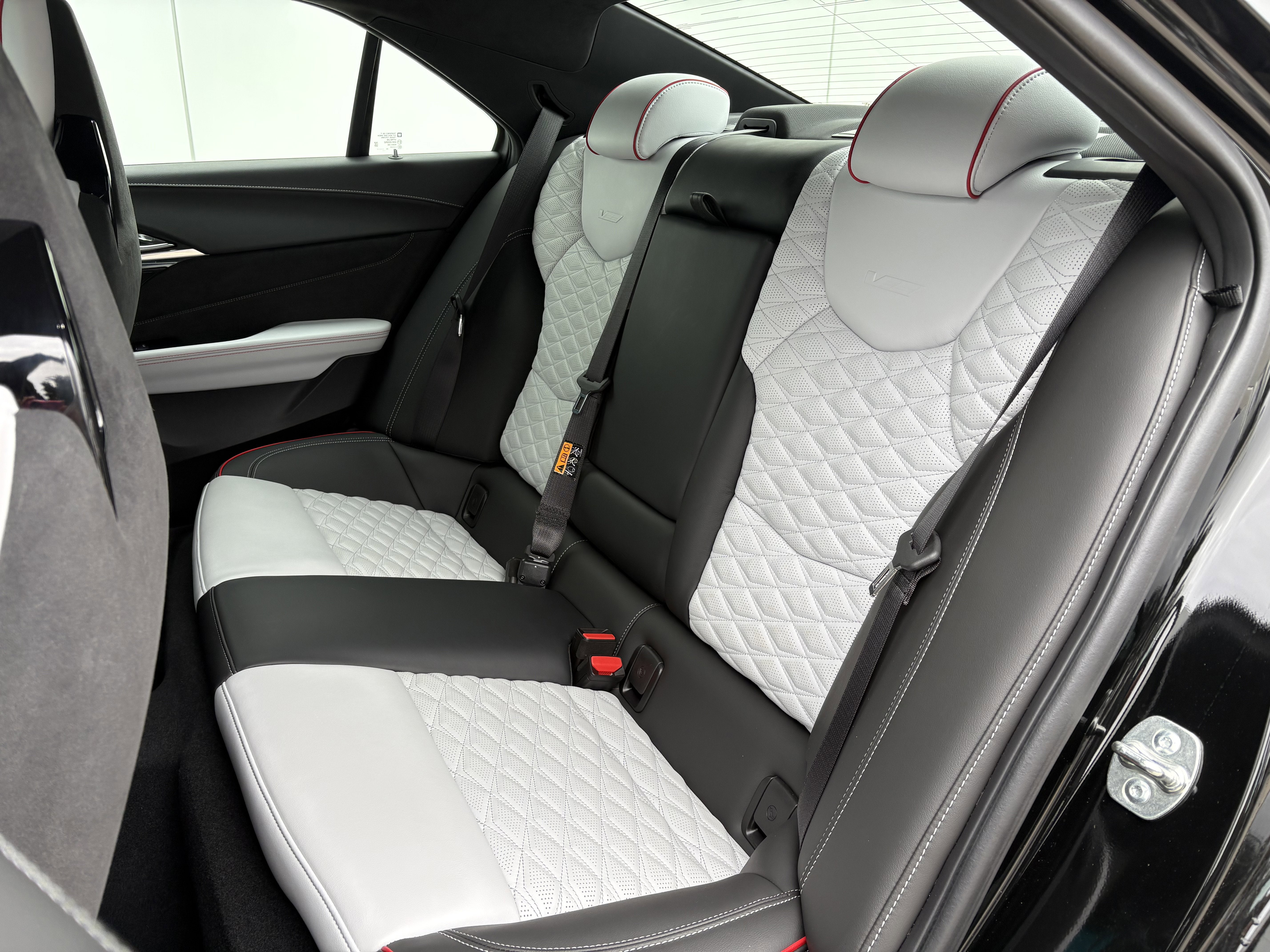 2025 Cadillac CT4-V V-Series Blackwing