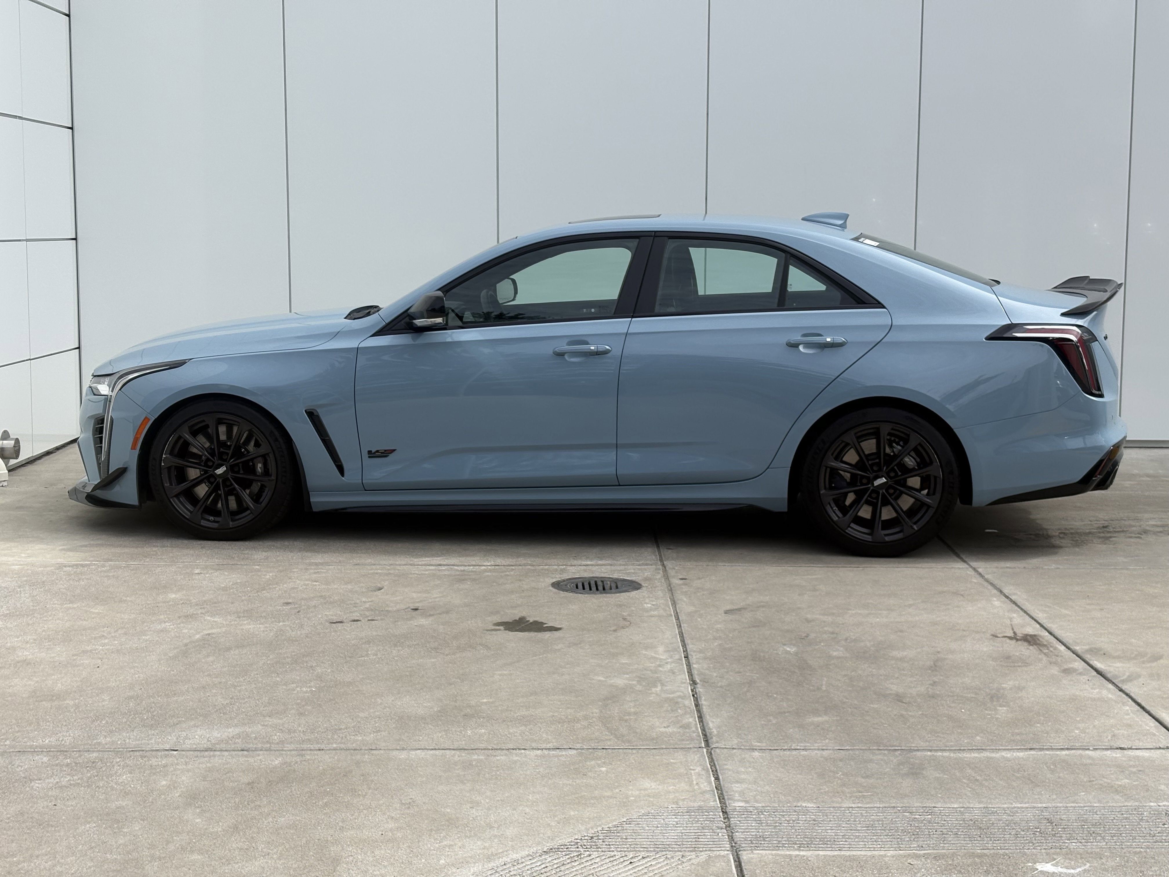 2025 Cadillac CT4-V V-Series Blackwing