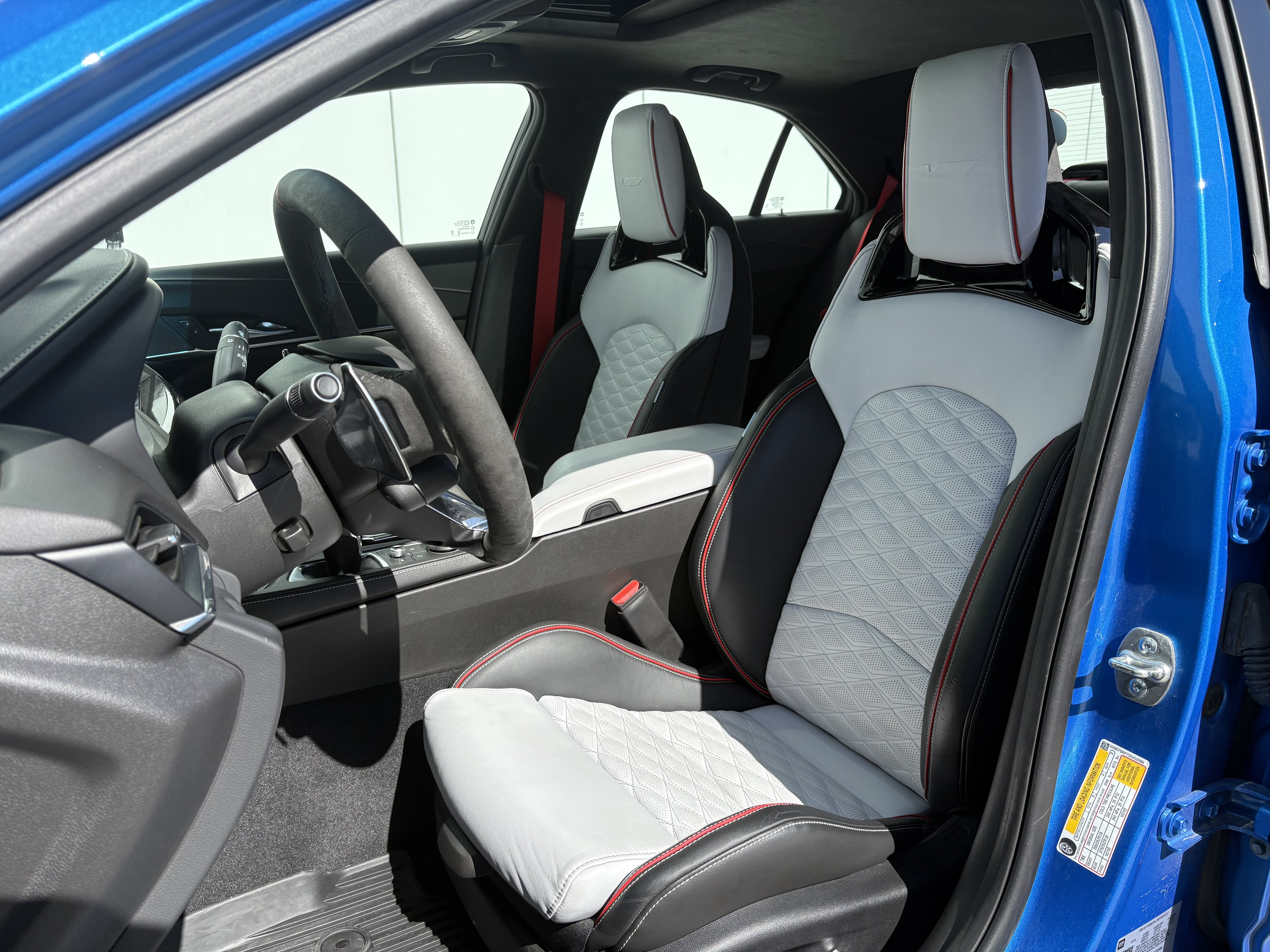 2025 Cadillac CT4-V V-Series Blackwing