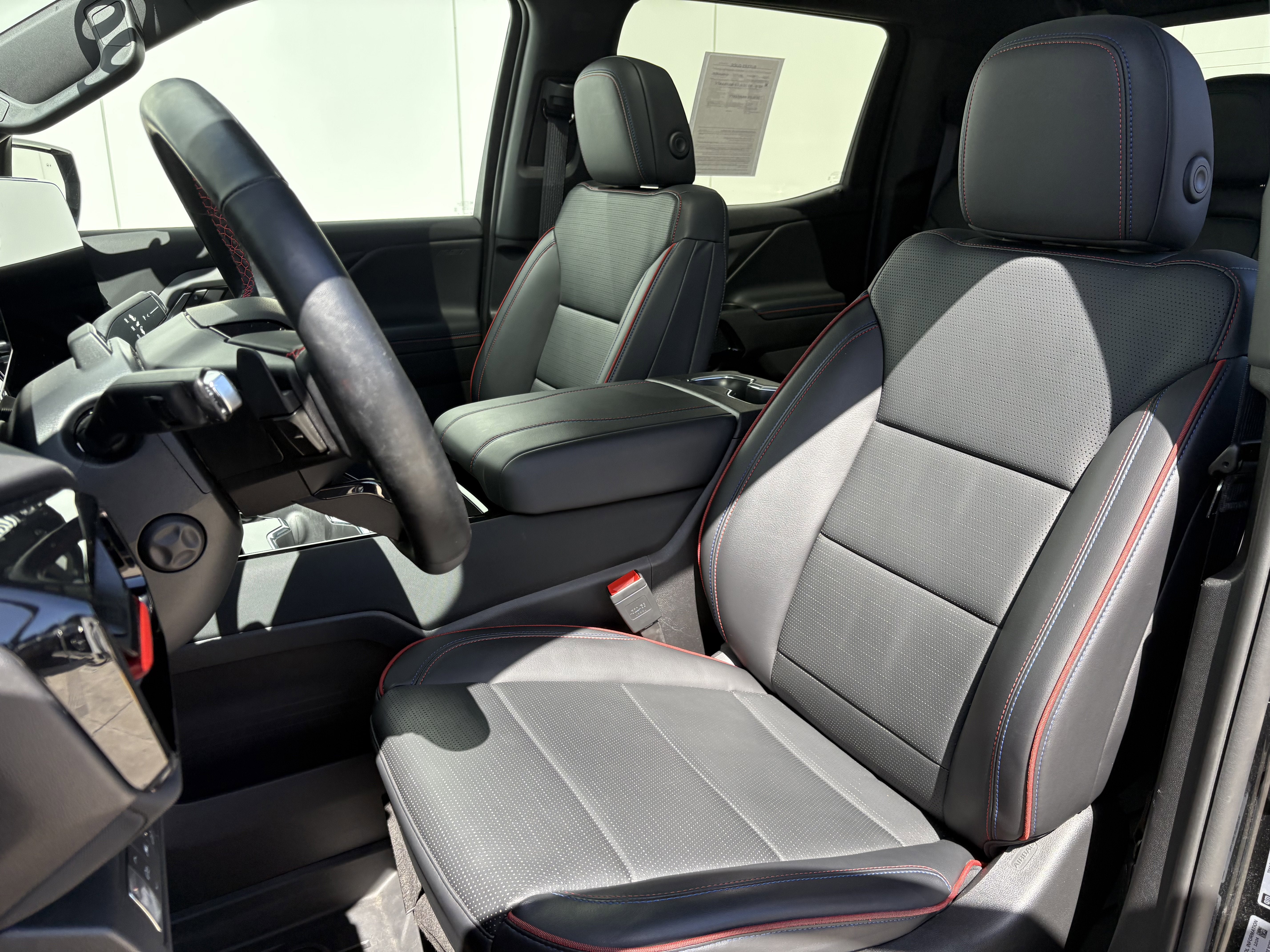 2025 Chevrolet Silverado EV RST - Max Range