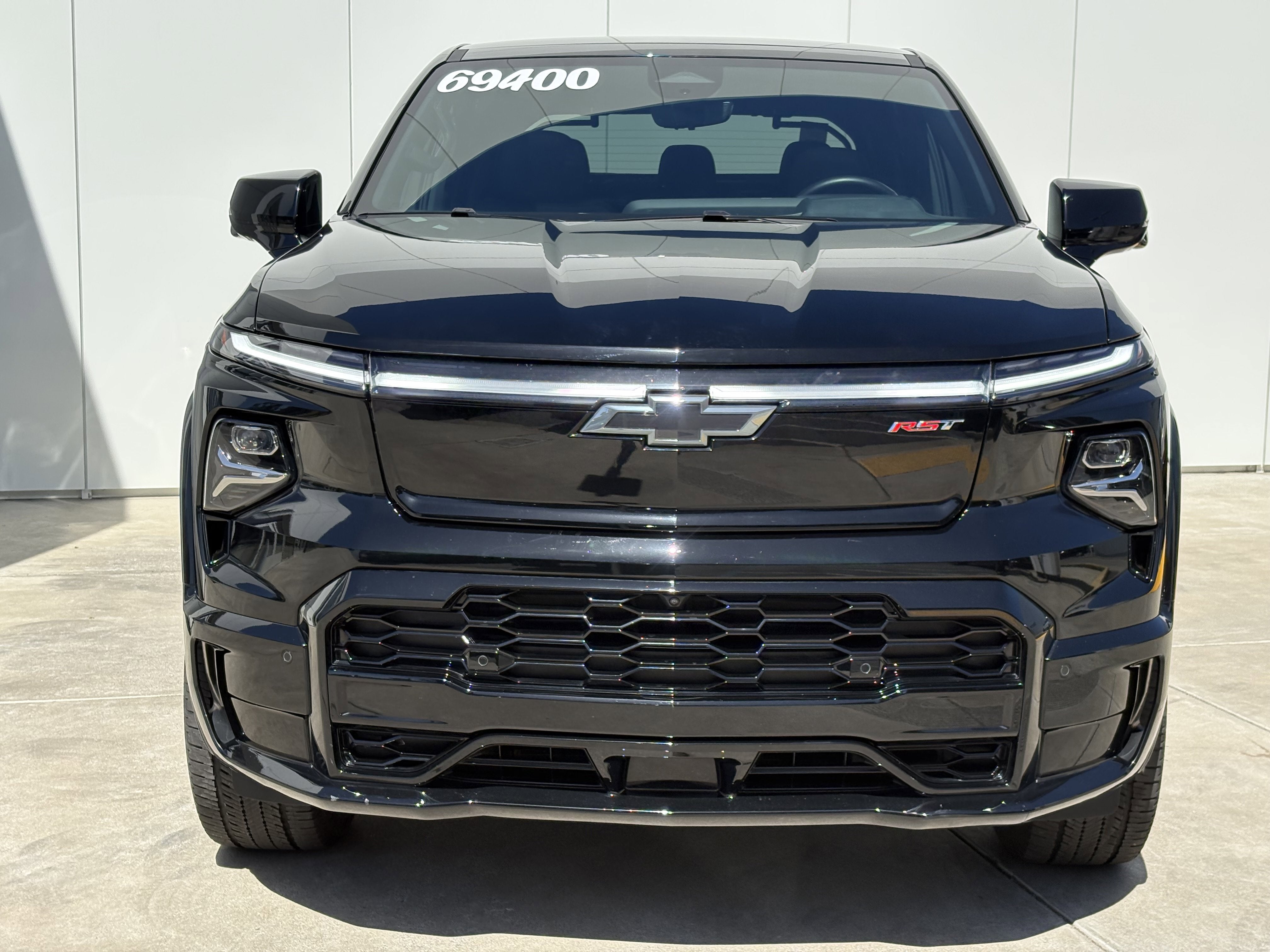 2025 Chevrolet Silverado EV RST - Max Range