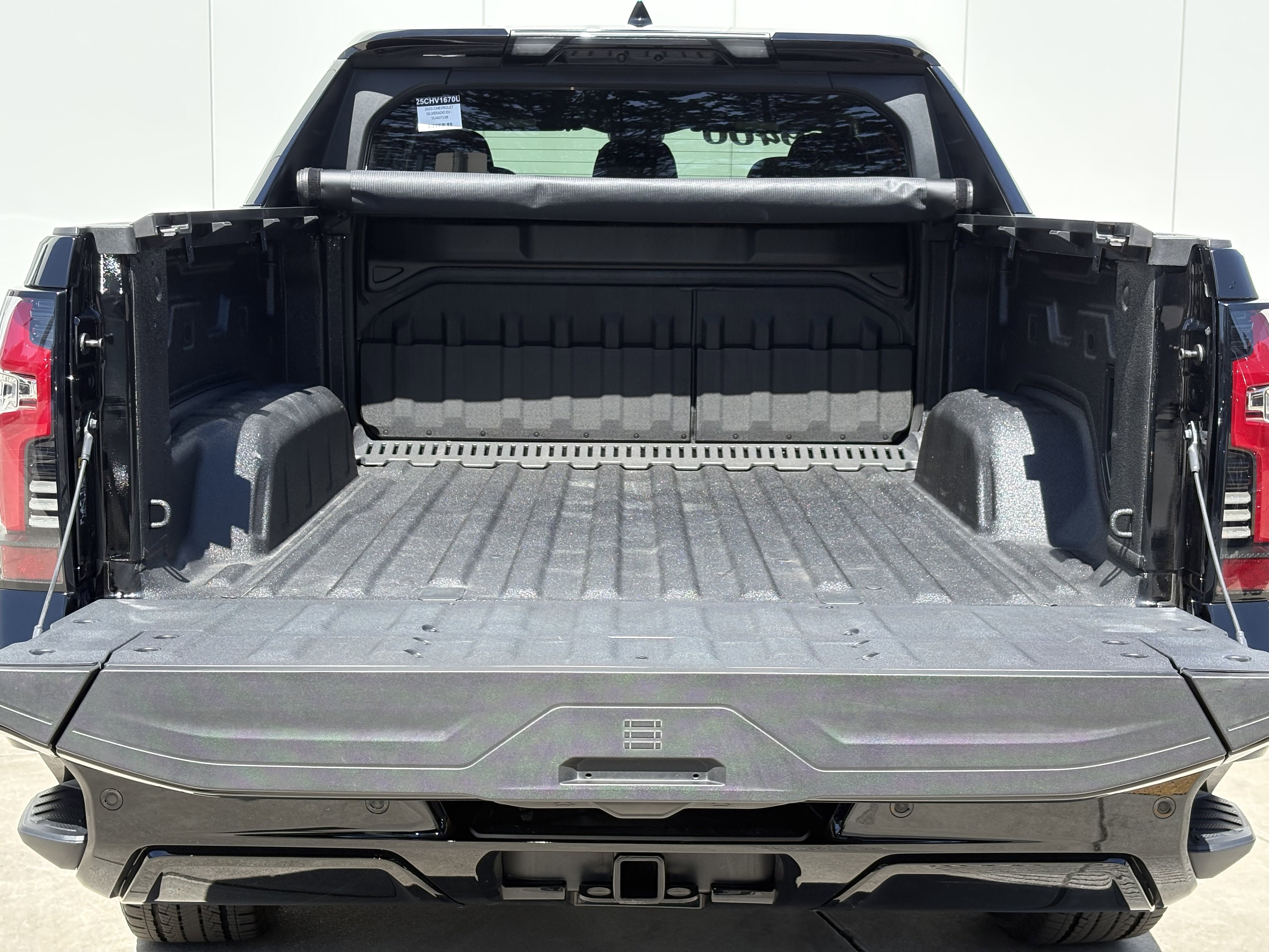 2025 Chevrolet Silverado EV RST - Max Range