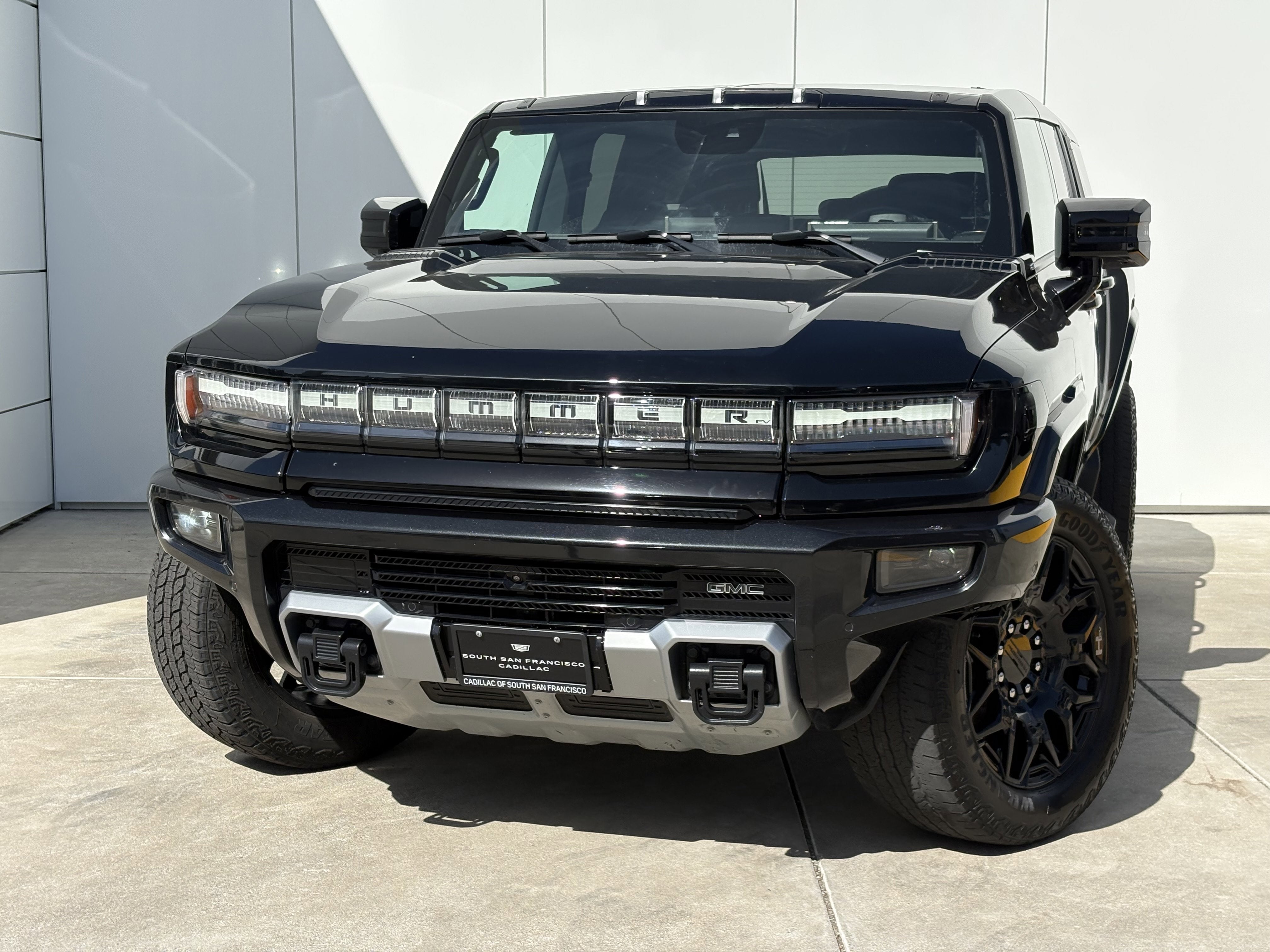 2025 GMC HUMMER EV SUV 2X