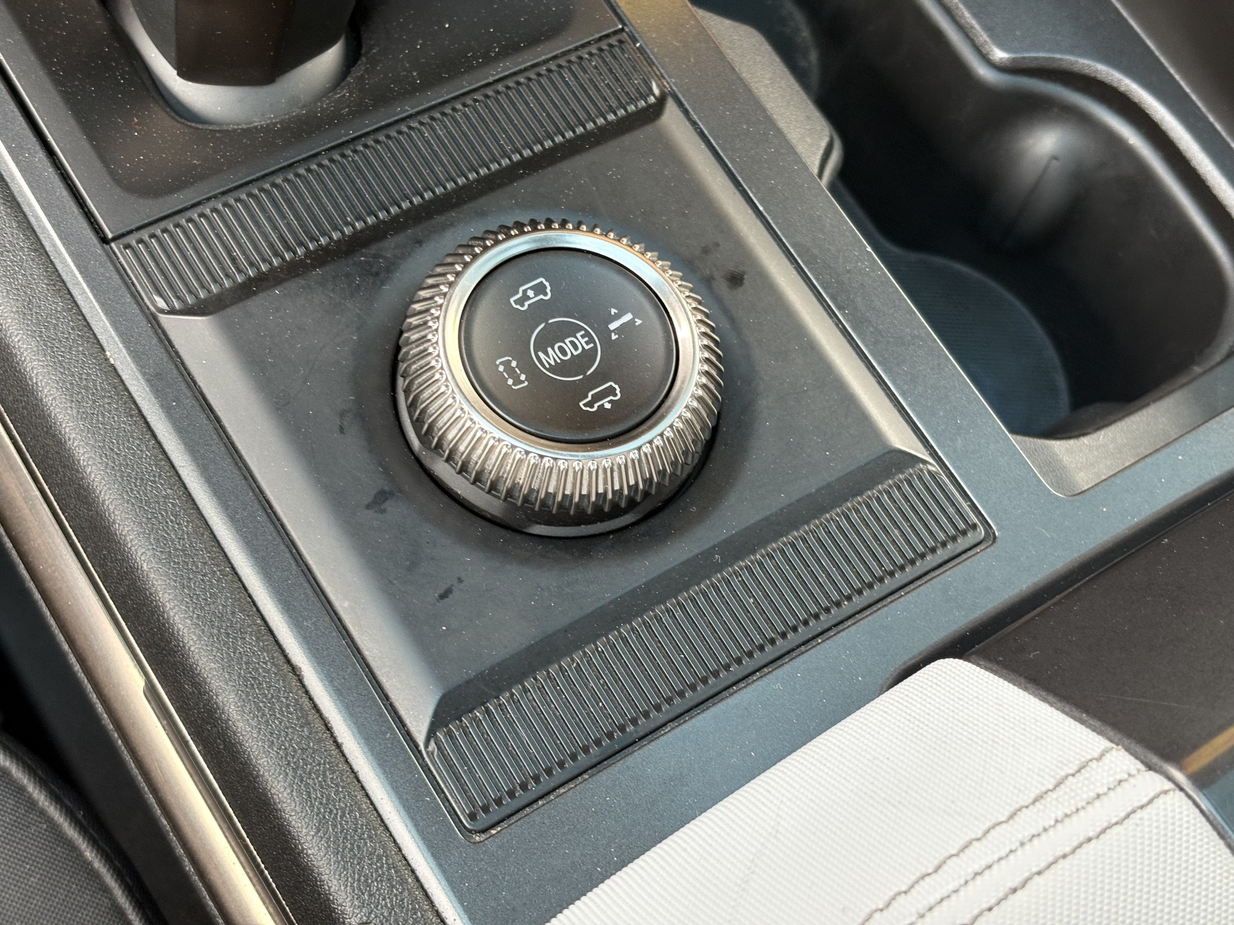 2024 GMC HUMMER EV SUV 2X