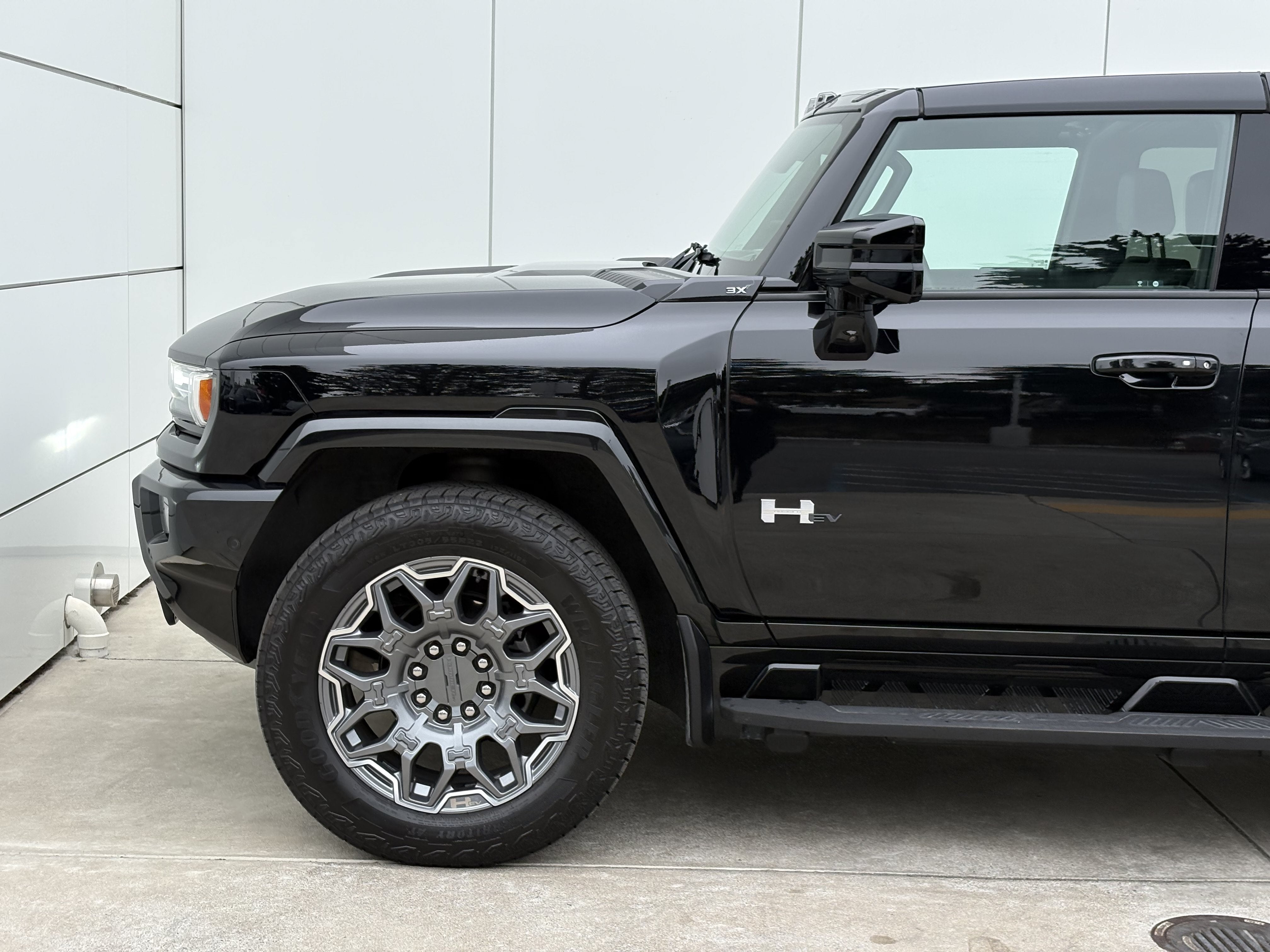 2025 GMC HUMMER EV SUV 3X