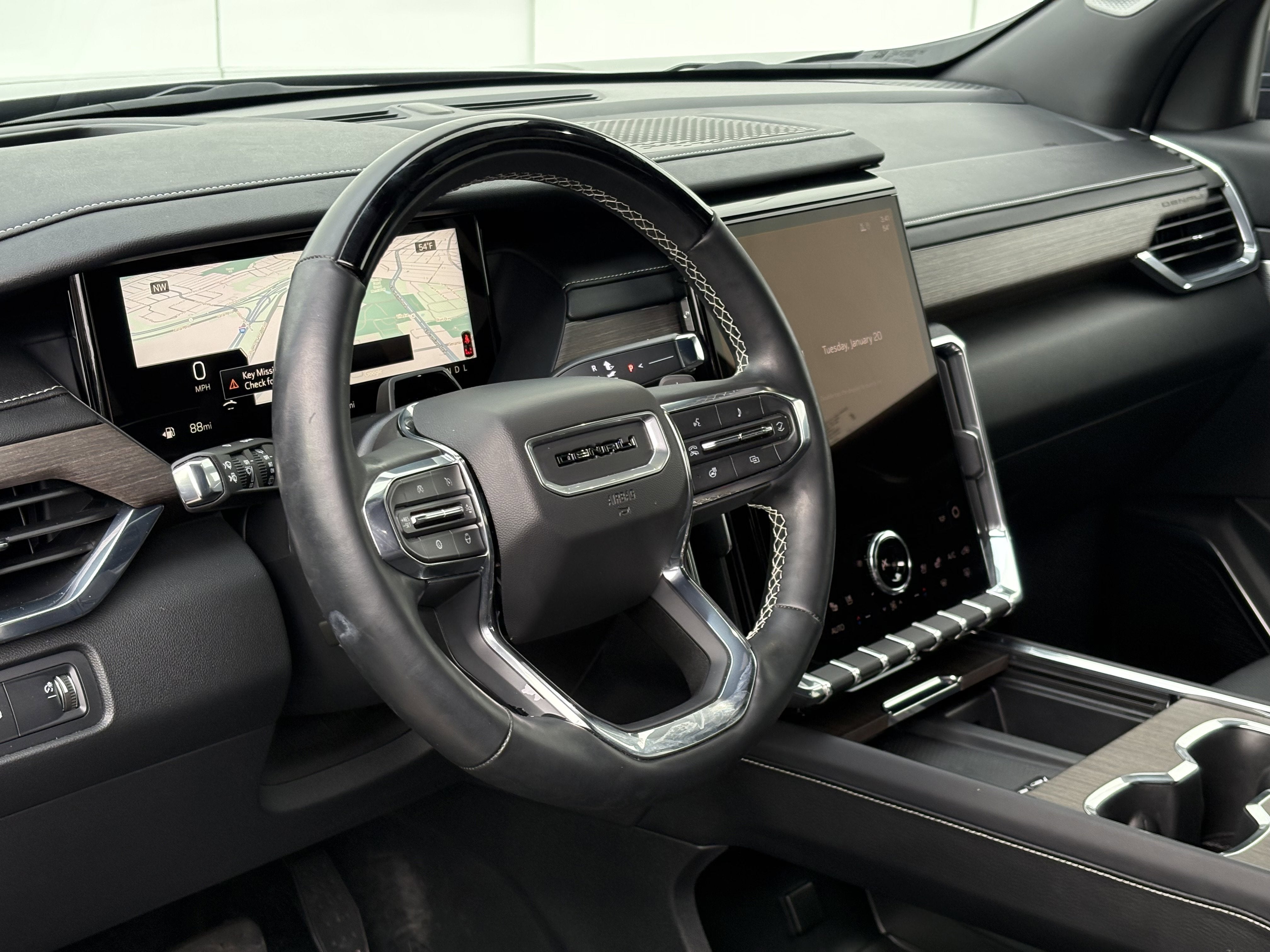 2024 GMC Acadia Denali