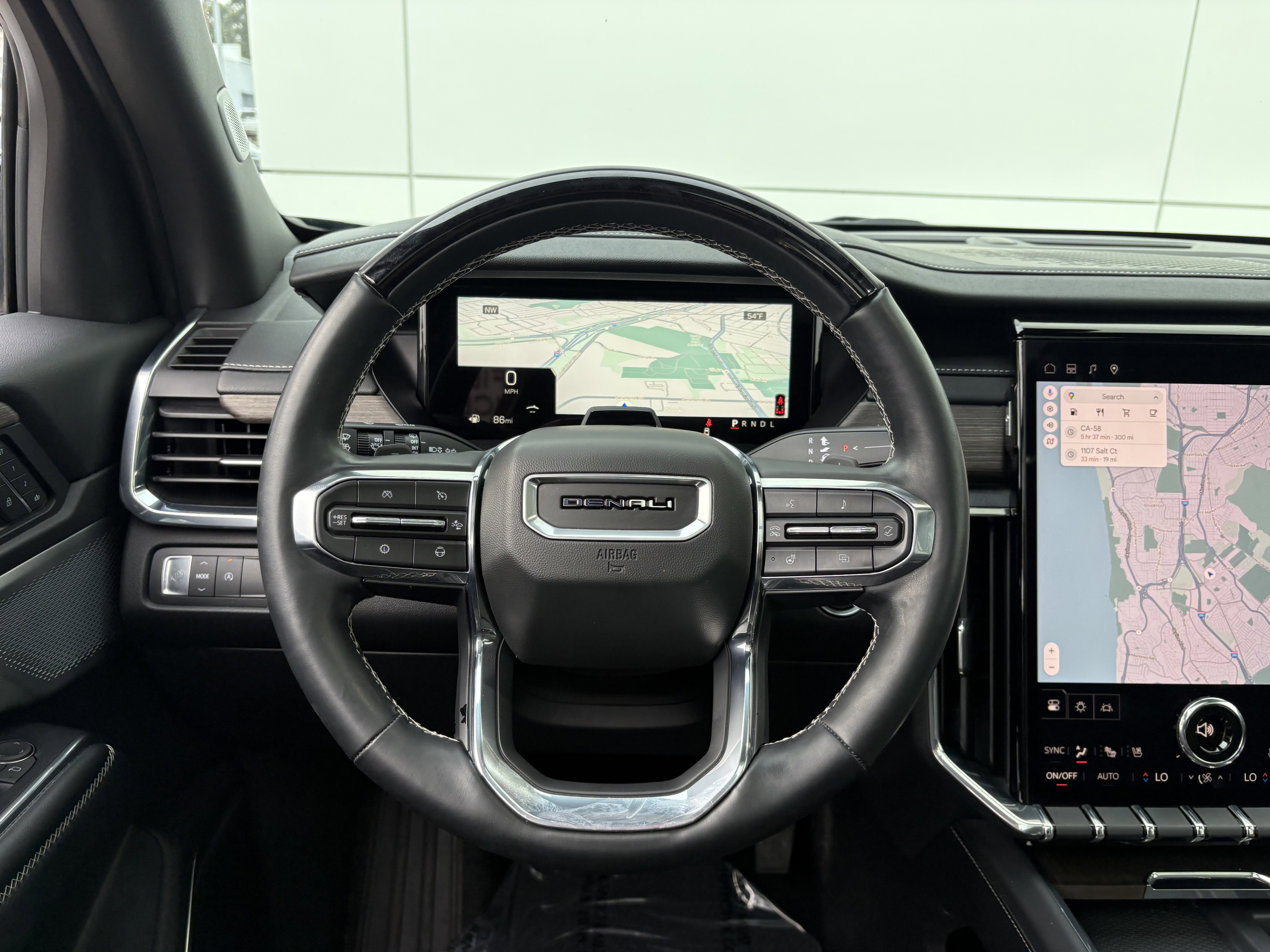 2024 GMC Acadia Denali