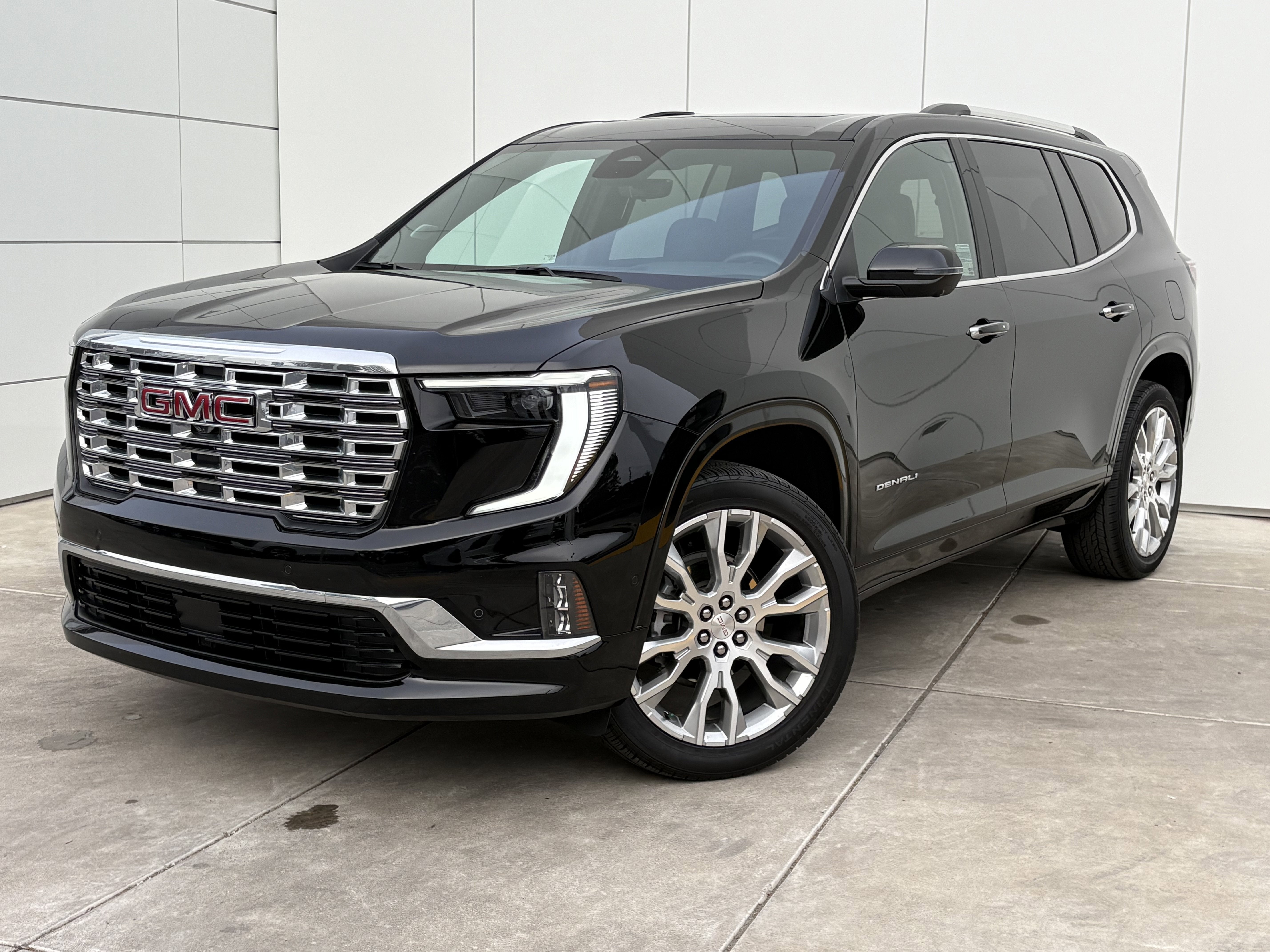 2024 GMC Acadia Denali