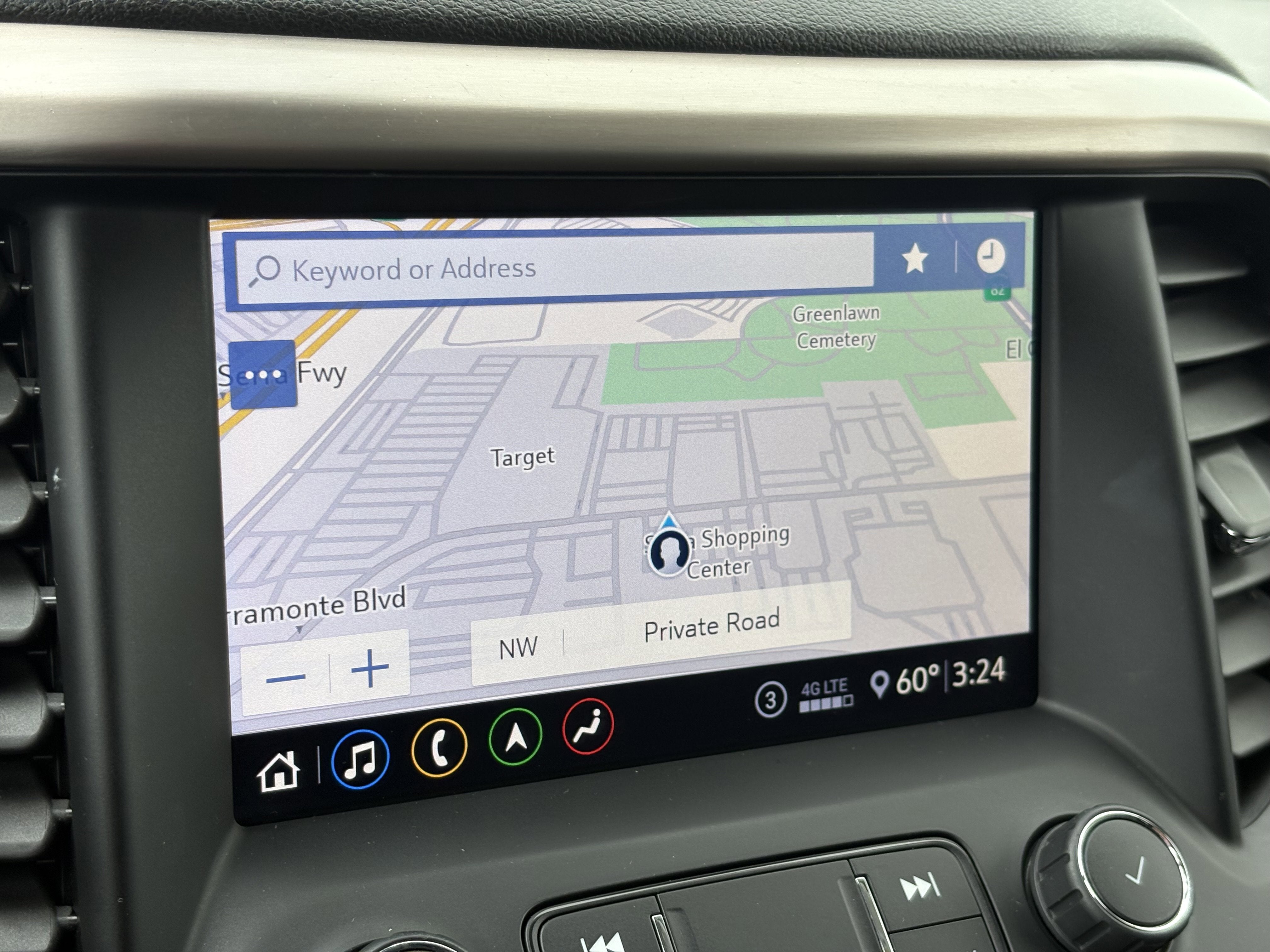 2020 GMC Acadia Denali