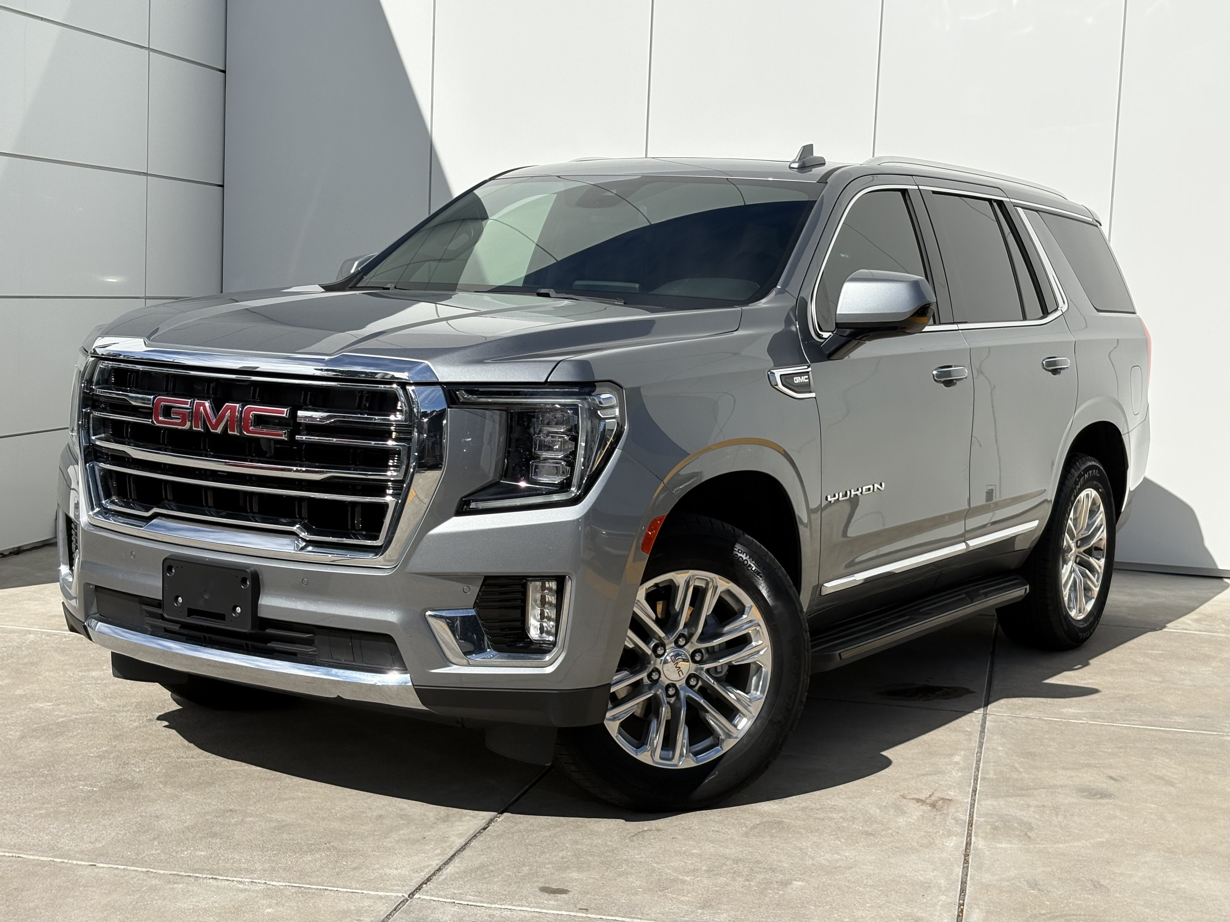 2023 GMC Yukon SLT