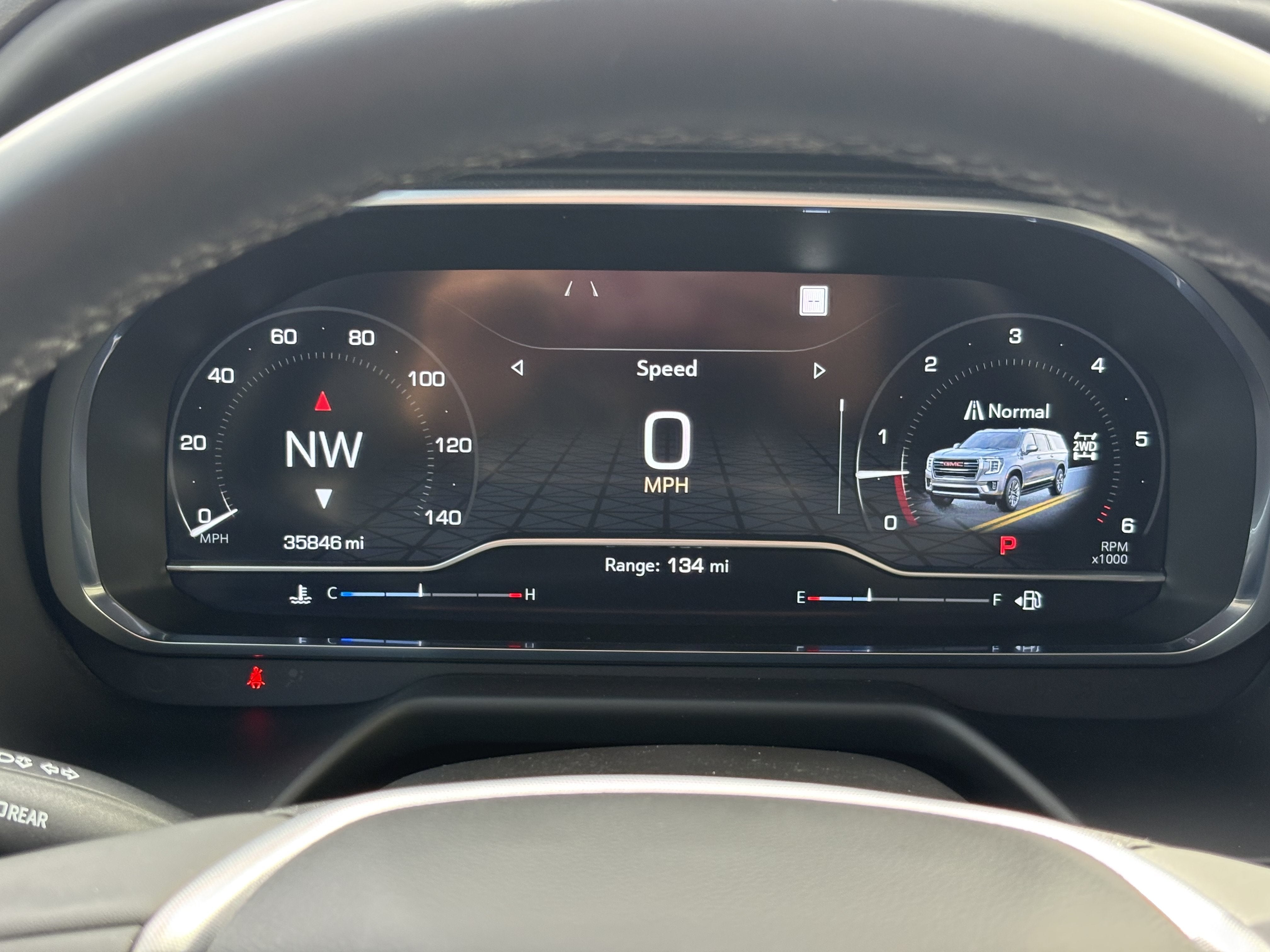 2023 GMC Yukon SLT