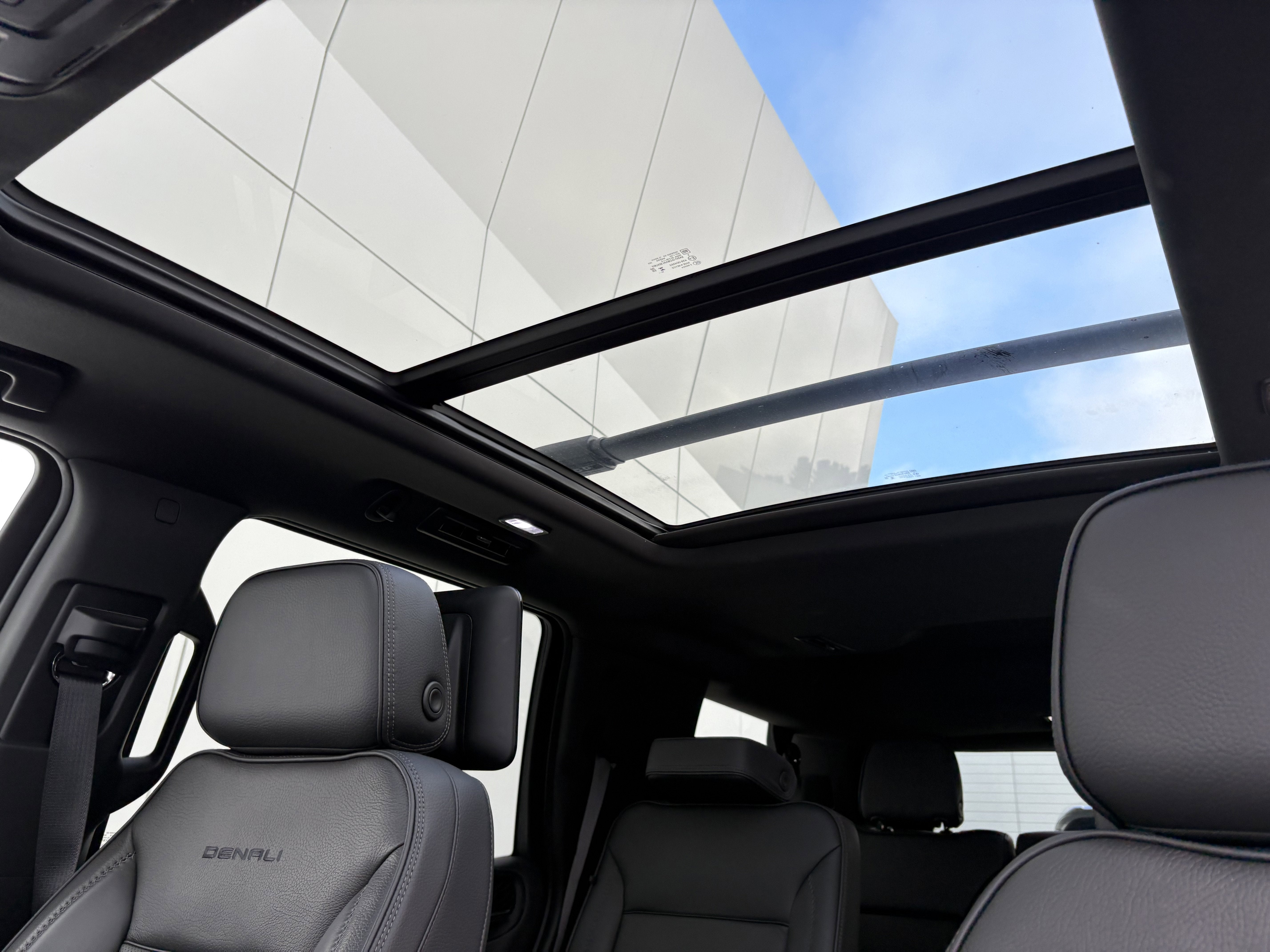 2024 GMC Yukon Denali