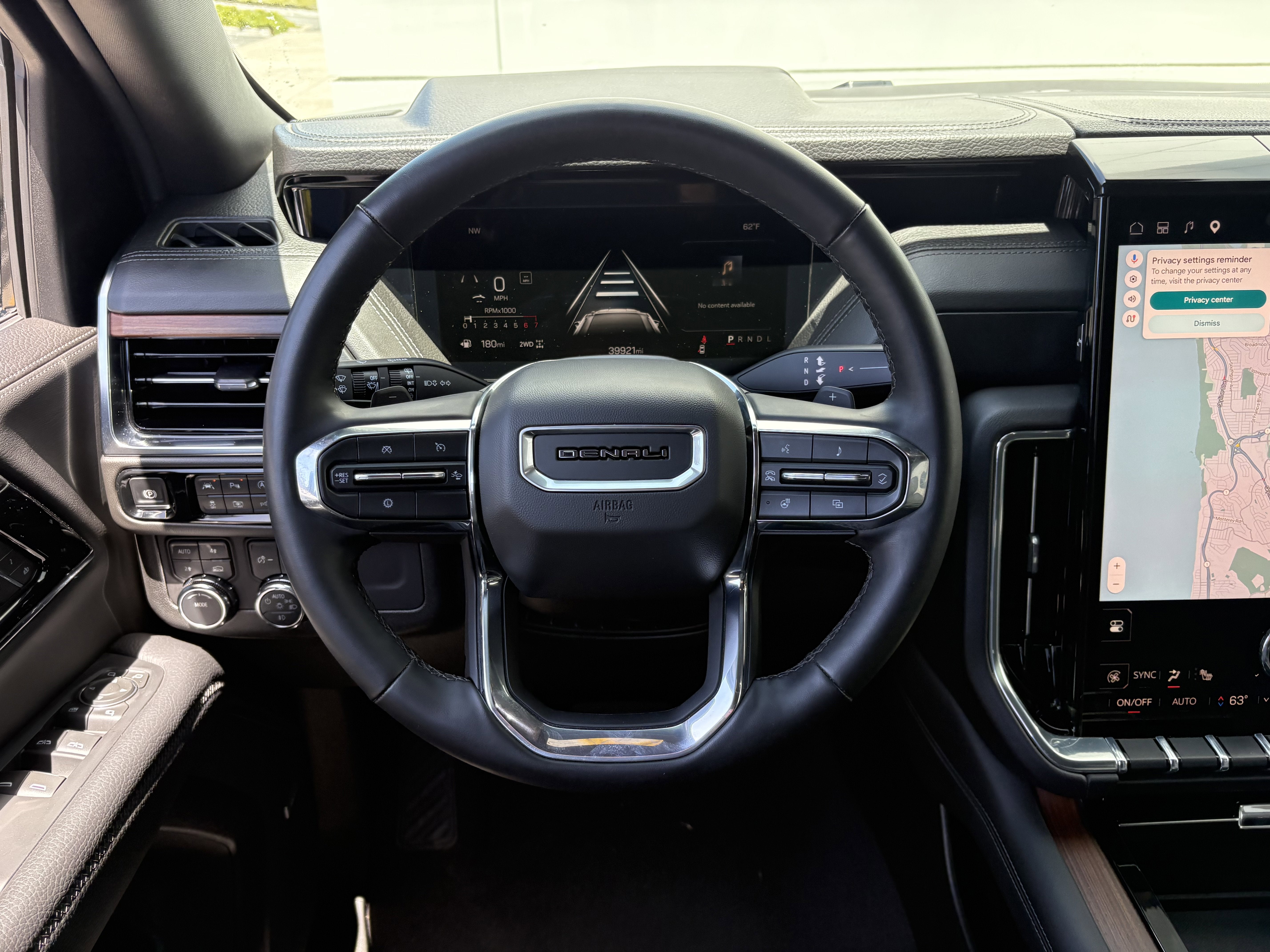 2025 GMC Yukon XL Denali