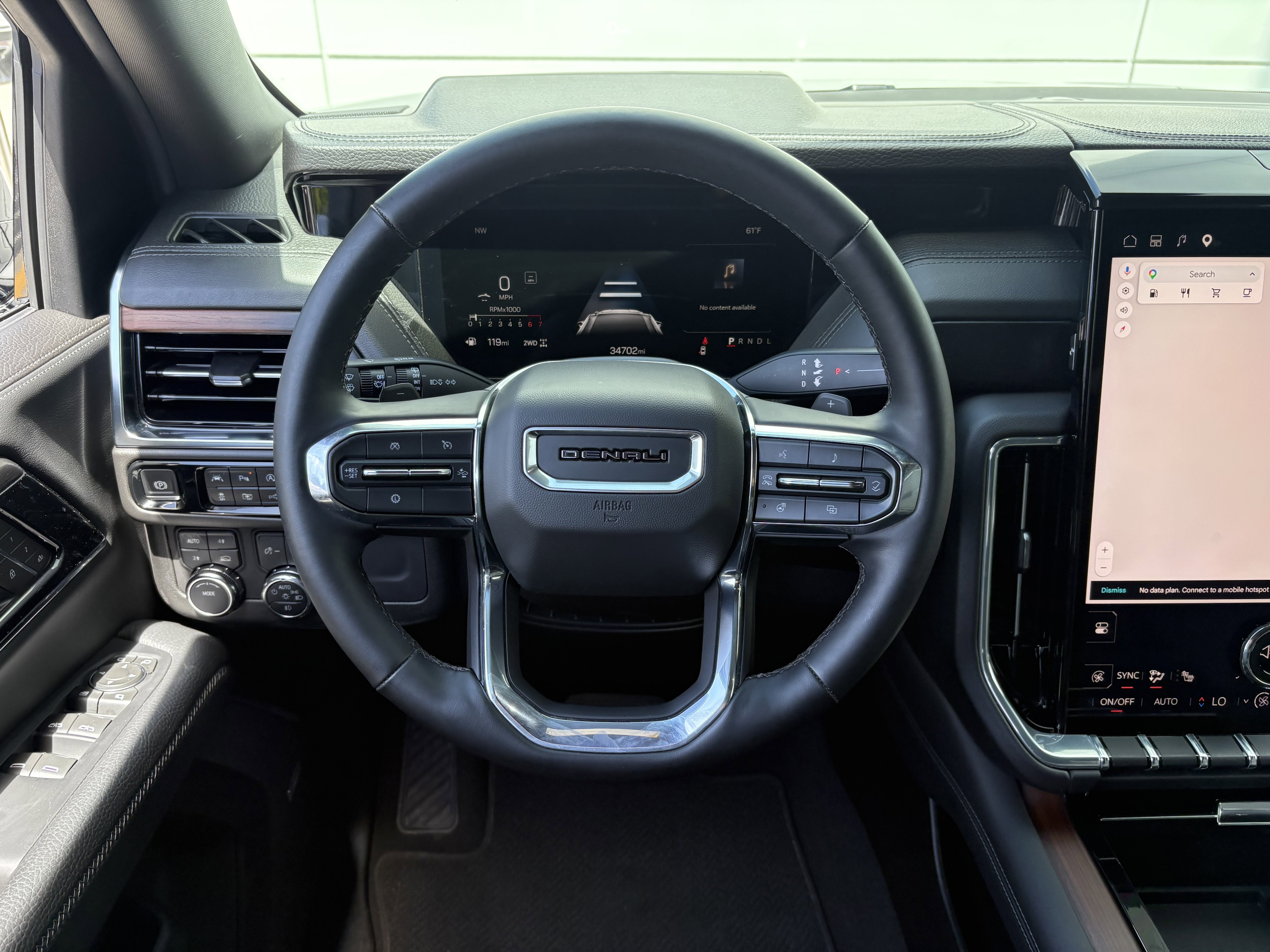 2025 GMC Yukon XL Denali