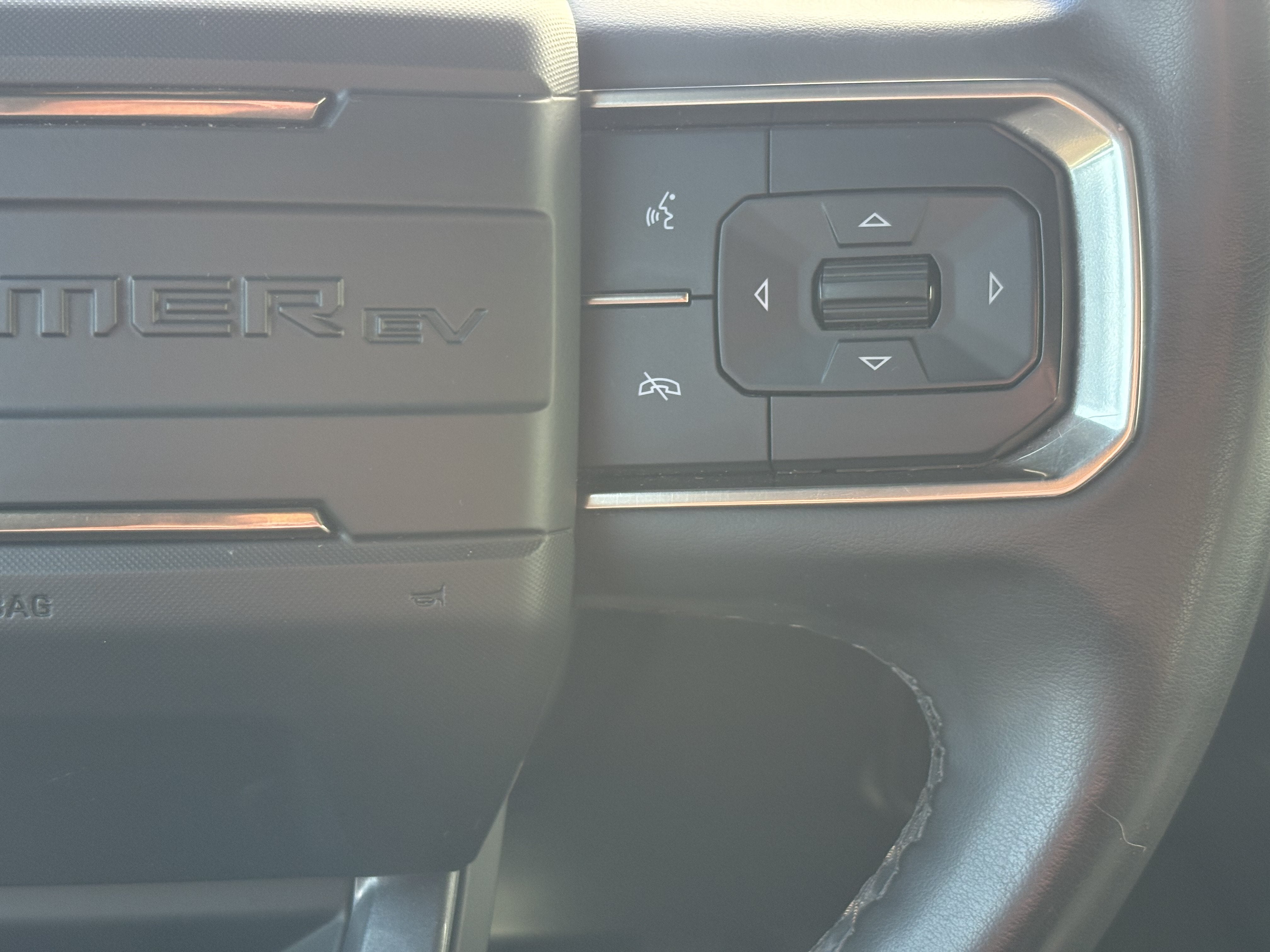2024 GMC HUMMER EV Pickup 2X