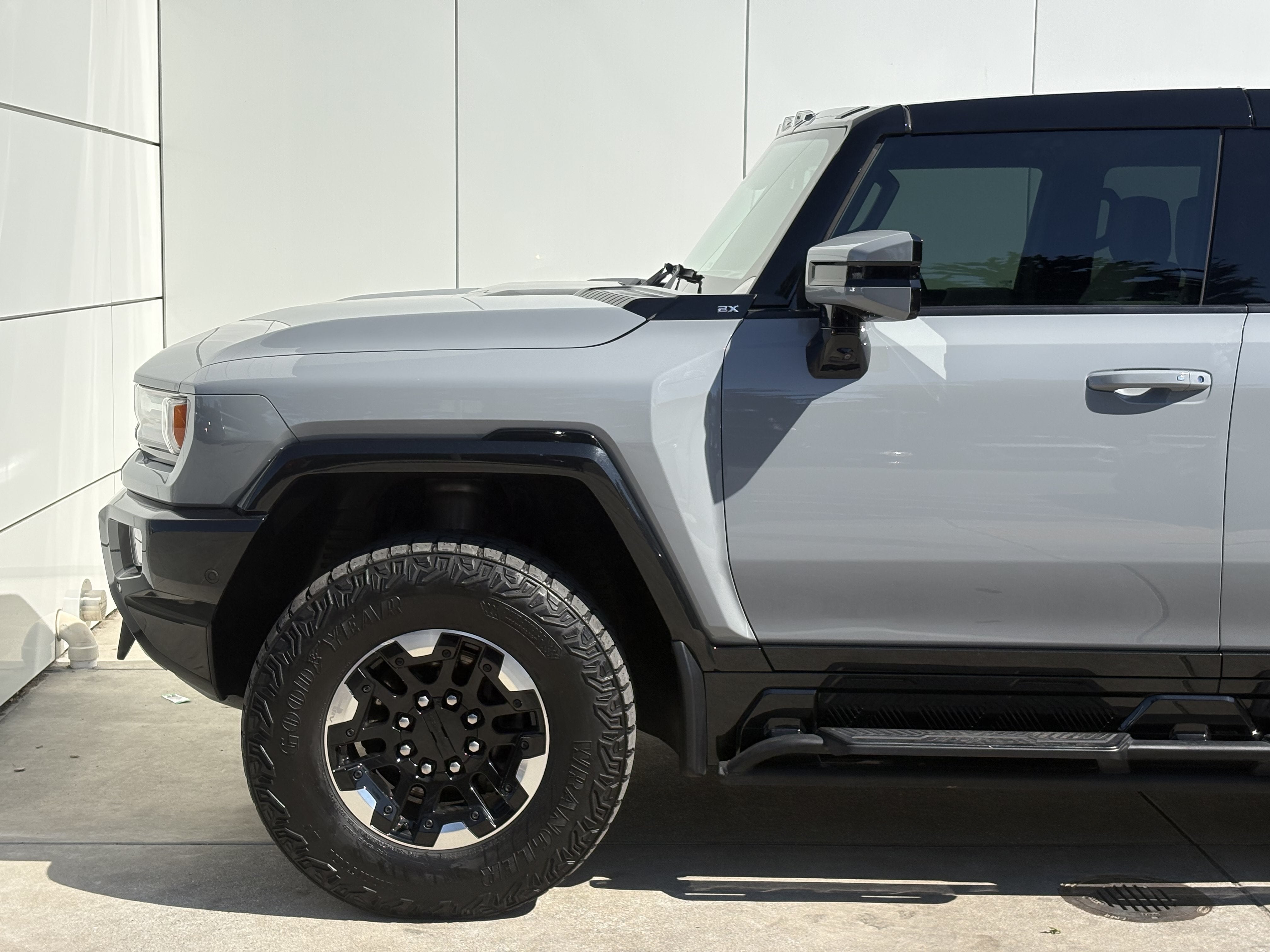 2024 GMC HUMMER EV Pickup 2X