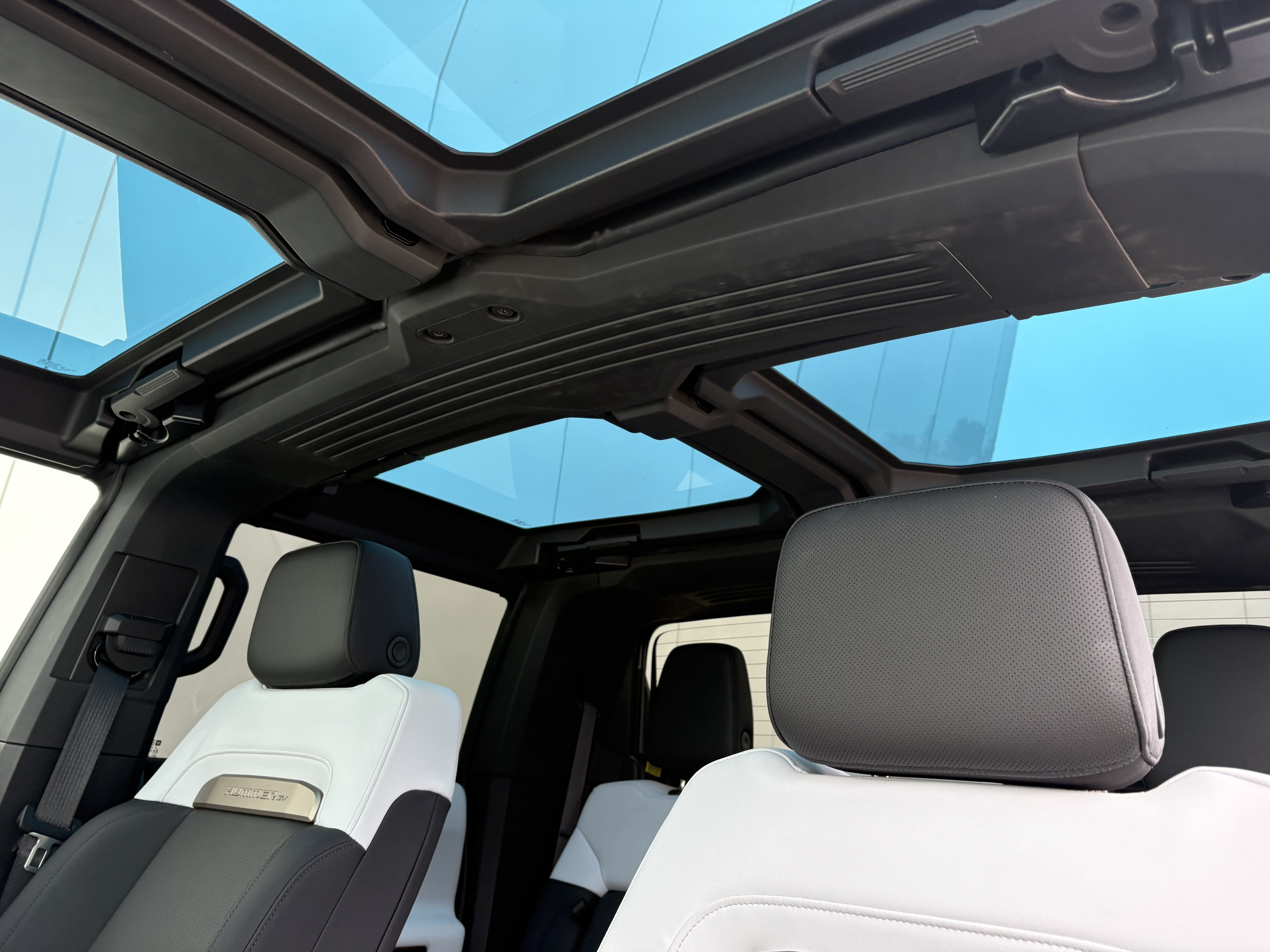 2024 GMC HUMMER EV Pickup 2X