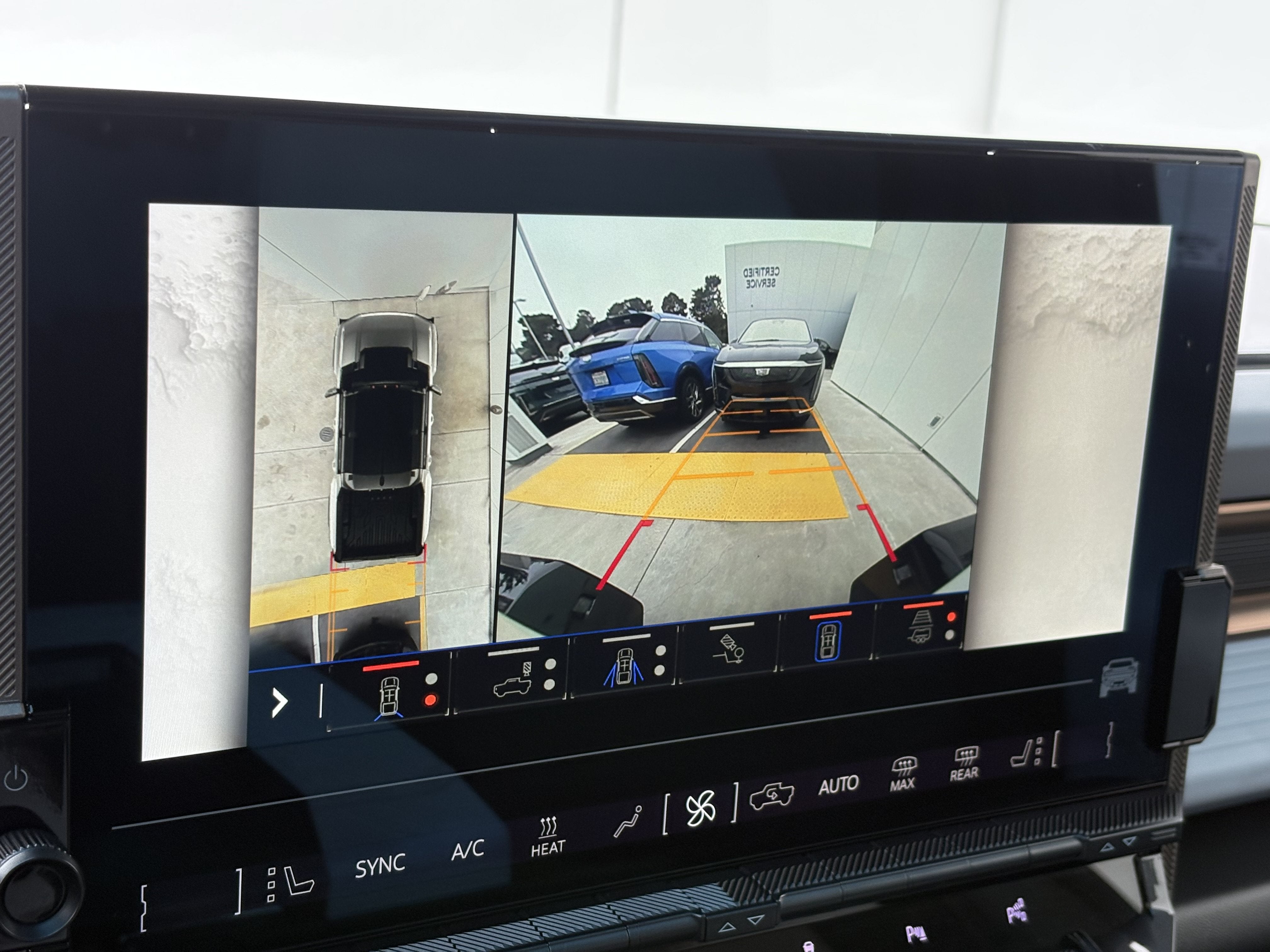 2024 GMC HUMMER EV Pickup 2X