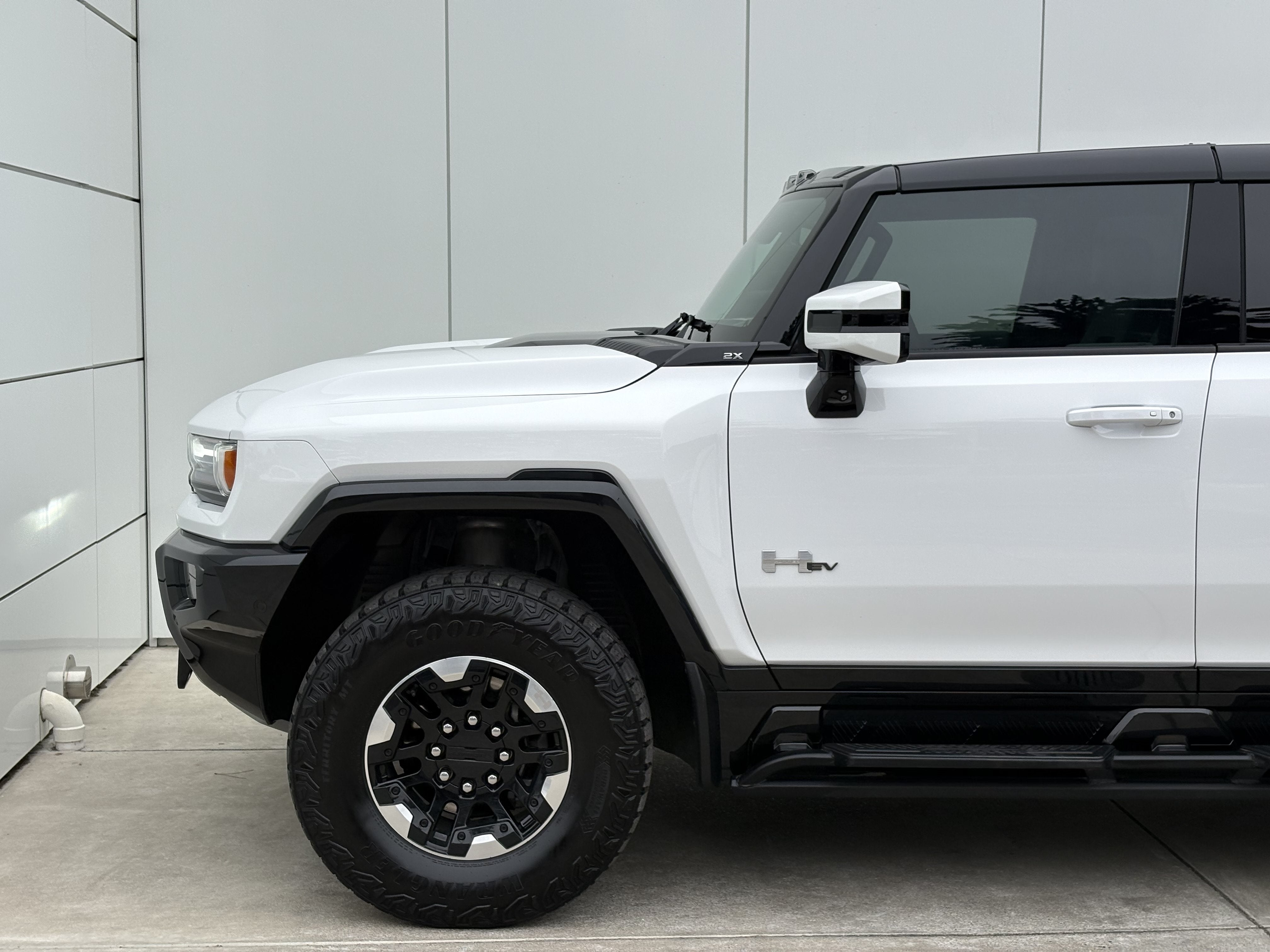 2024 GMC HUMMER EV Pickup 2X
