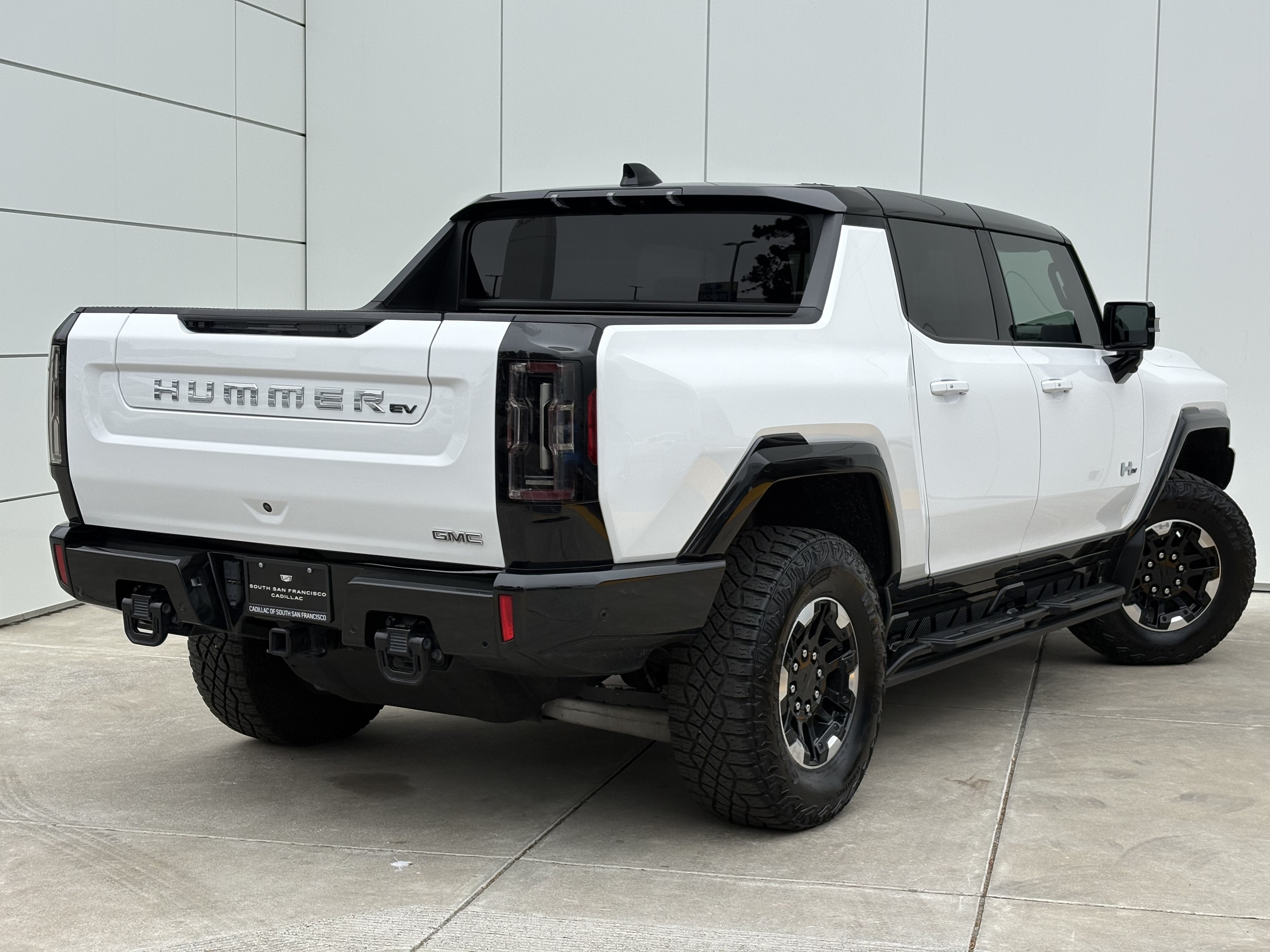 2024 GMC HUMMER EV Pickup 2X