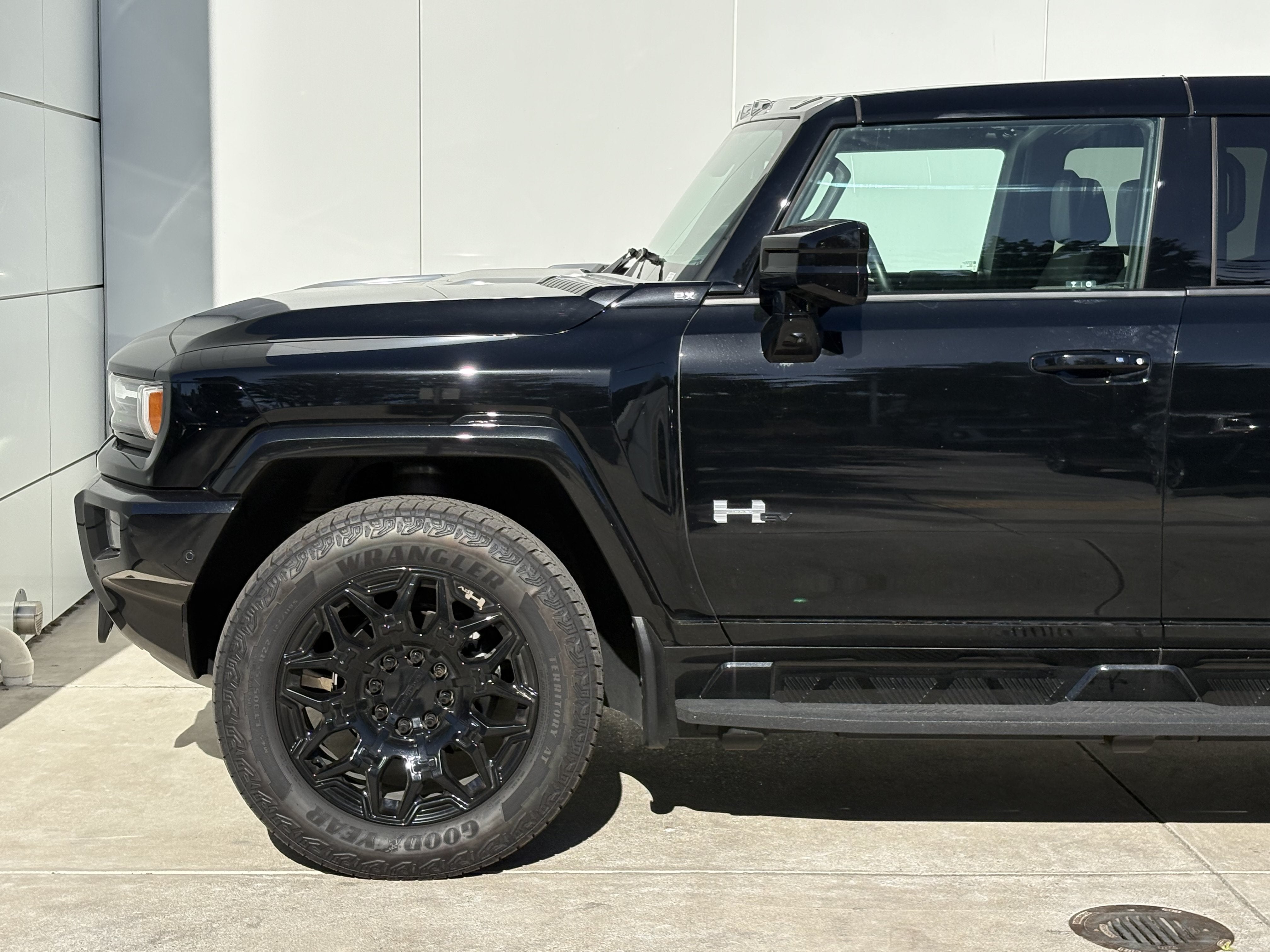 2025 GMC HUMMER EV Pickup 2X