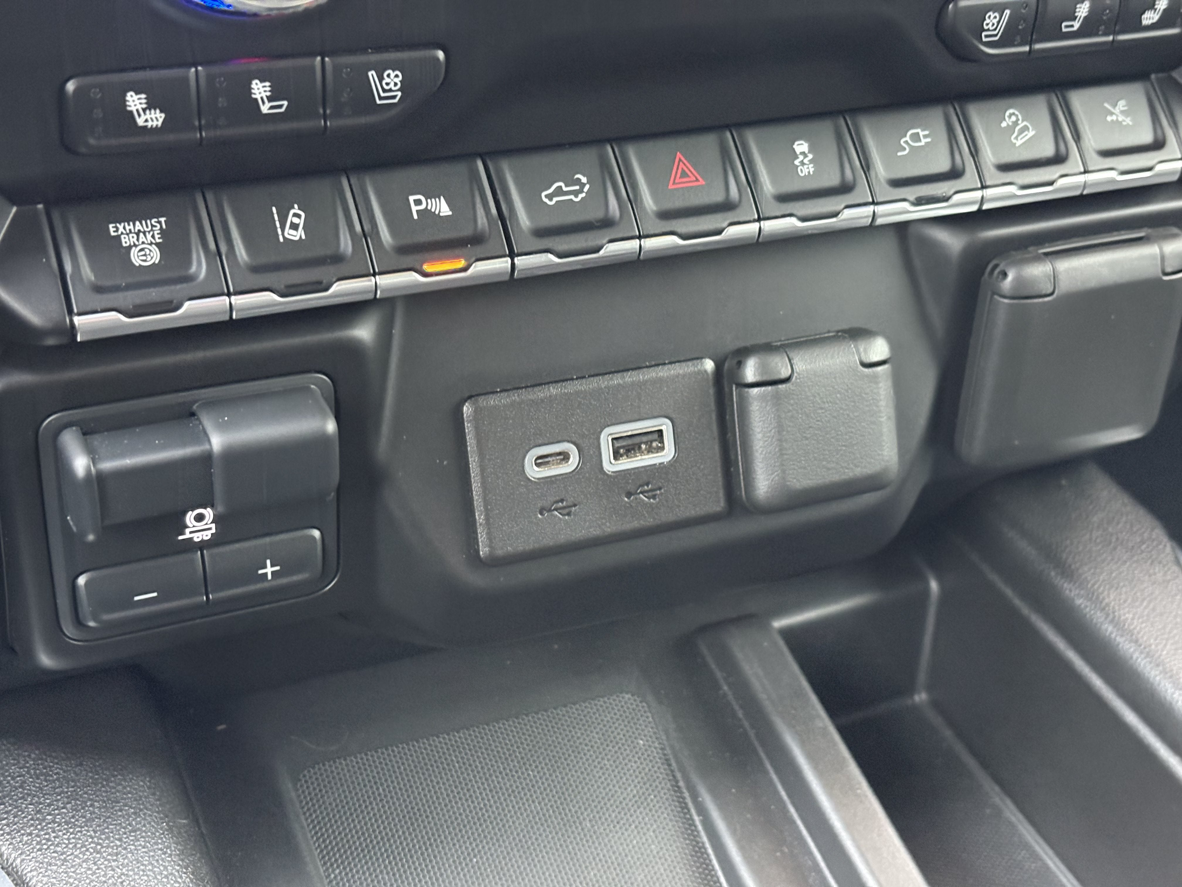 2023 GMC Sierra 2500 HD Denali