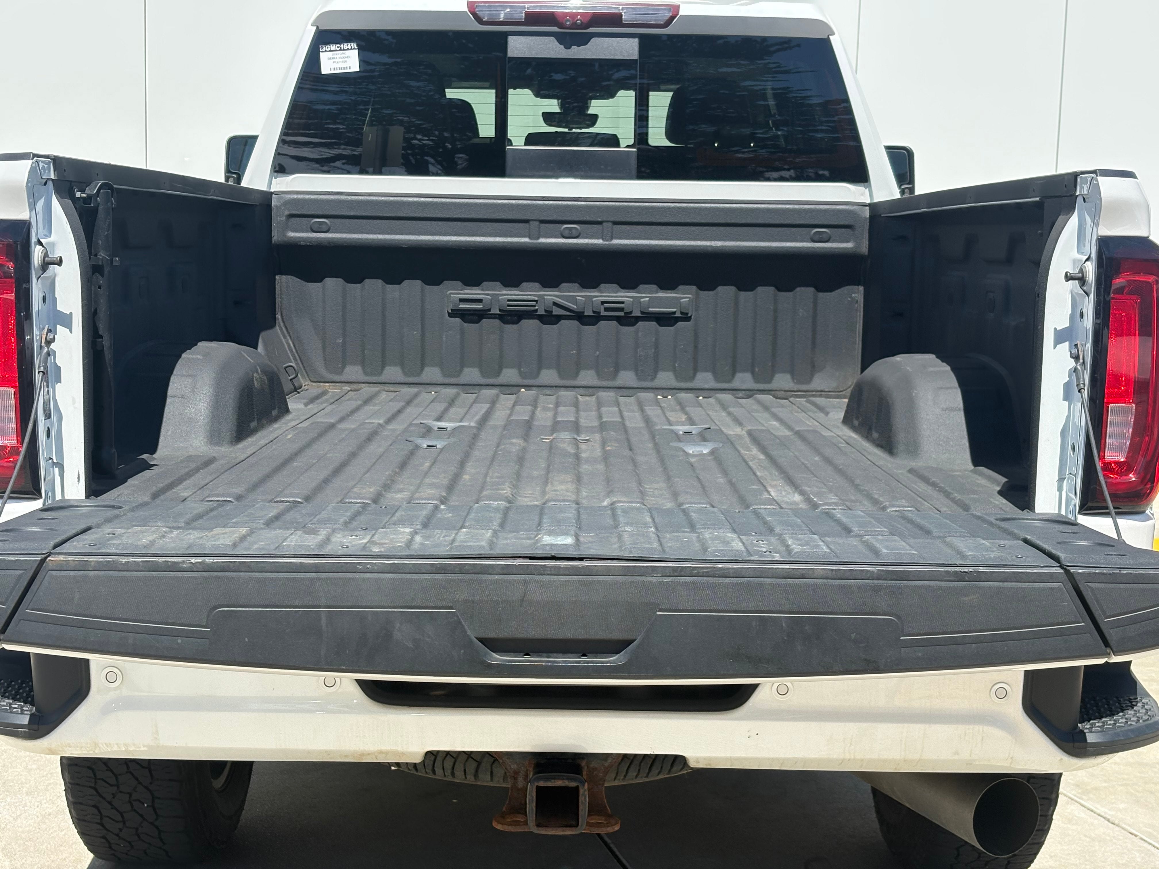 2023 GMC Sierra 3500 HD Denali