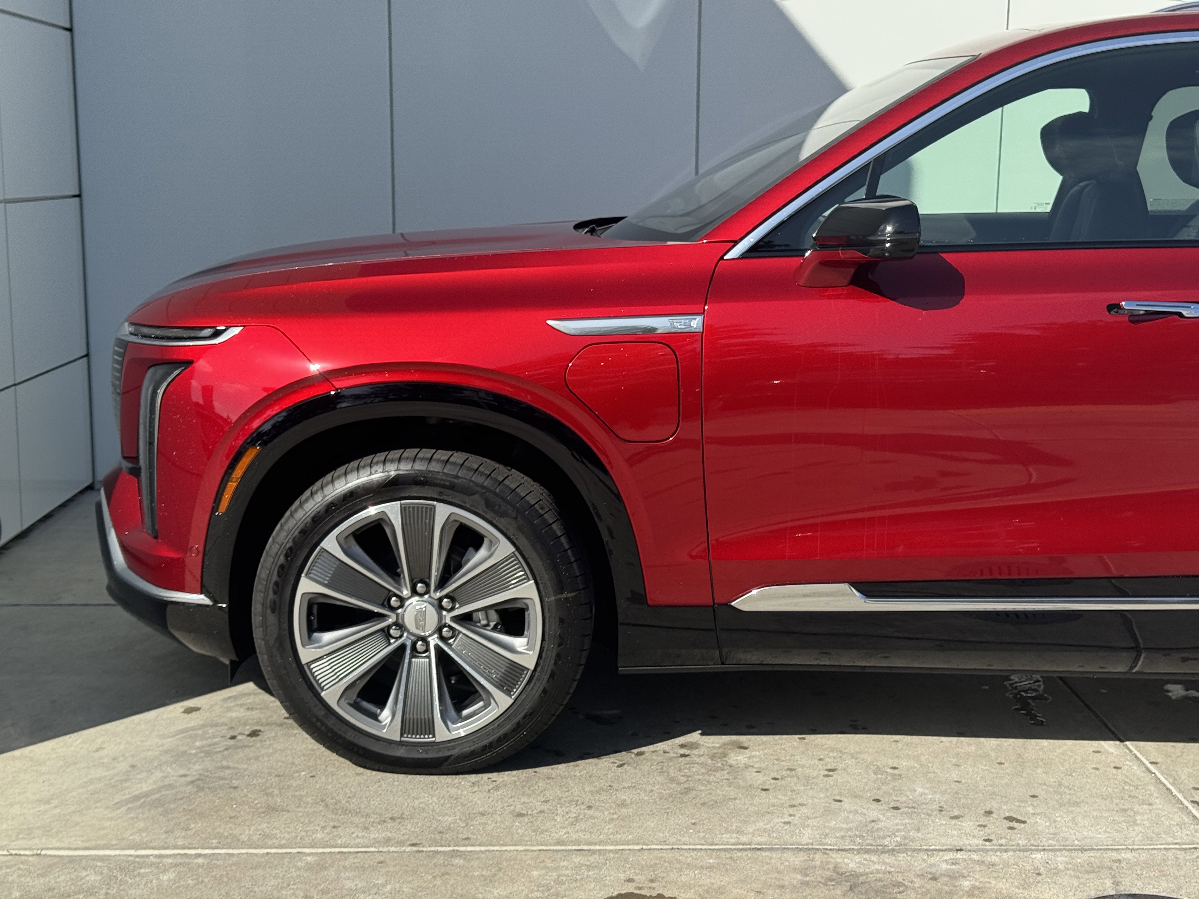 2026 Cadillac VISTIQ Luxury