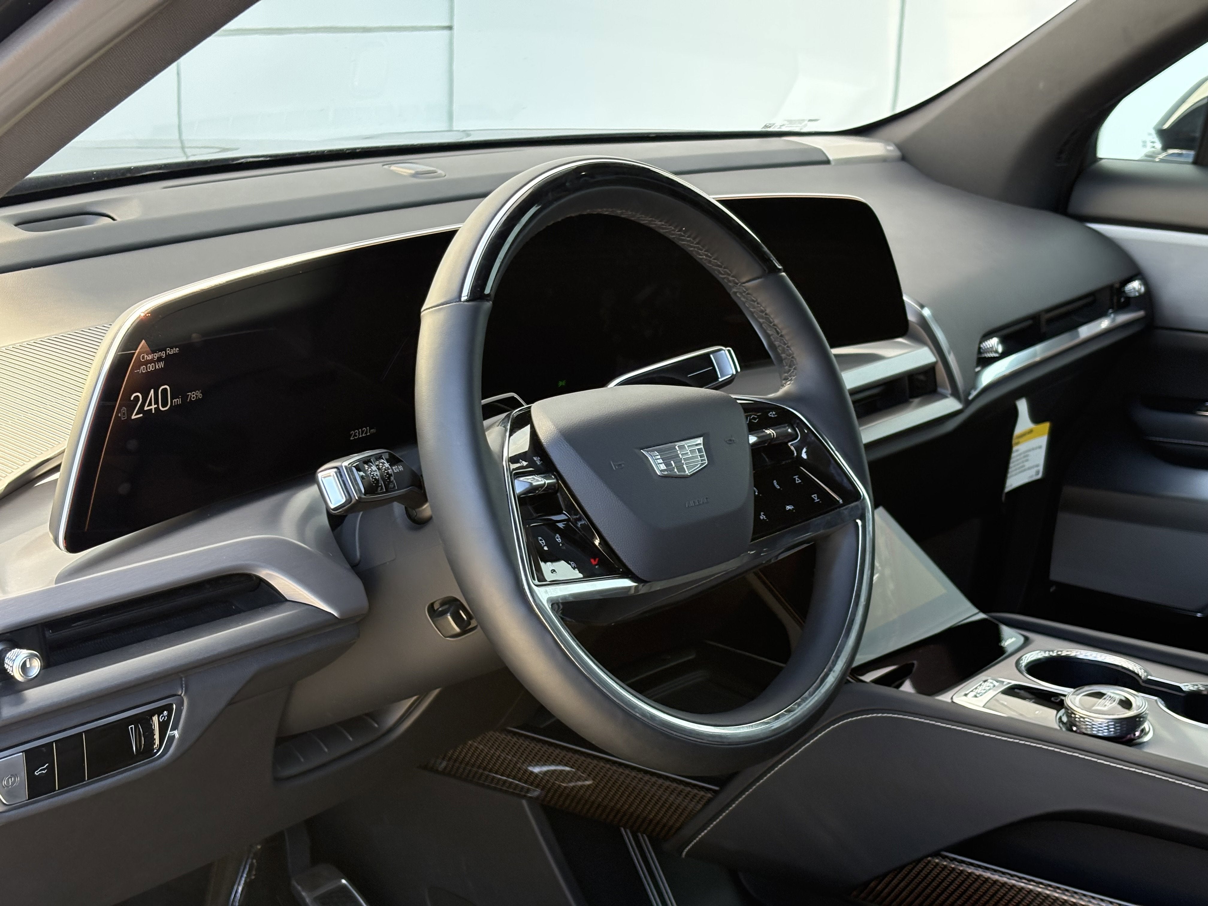 2026 Cadillac VISTIQ Luxury