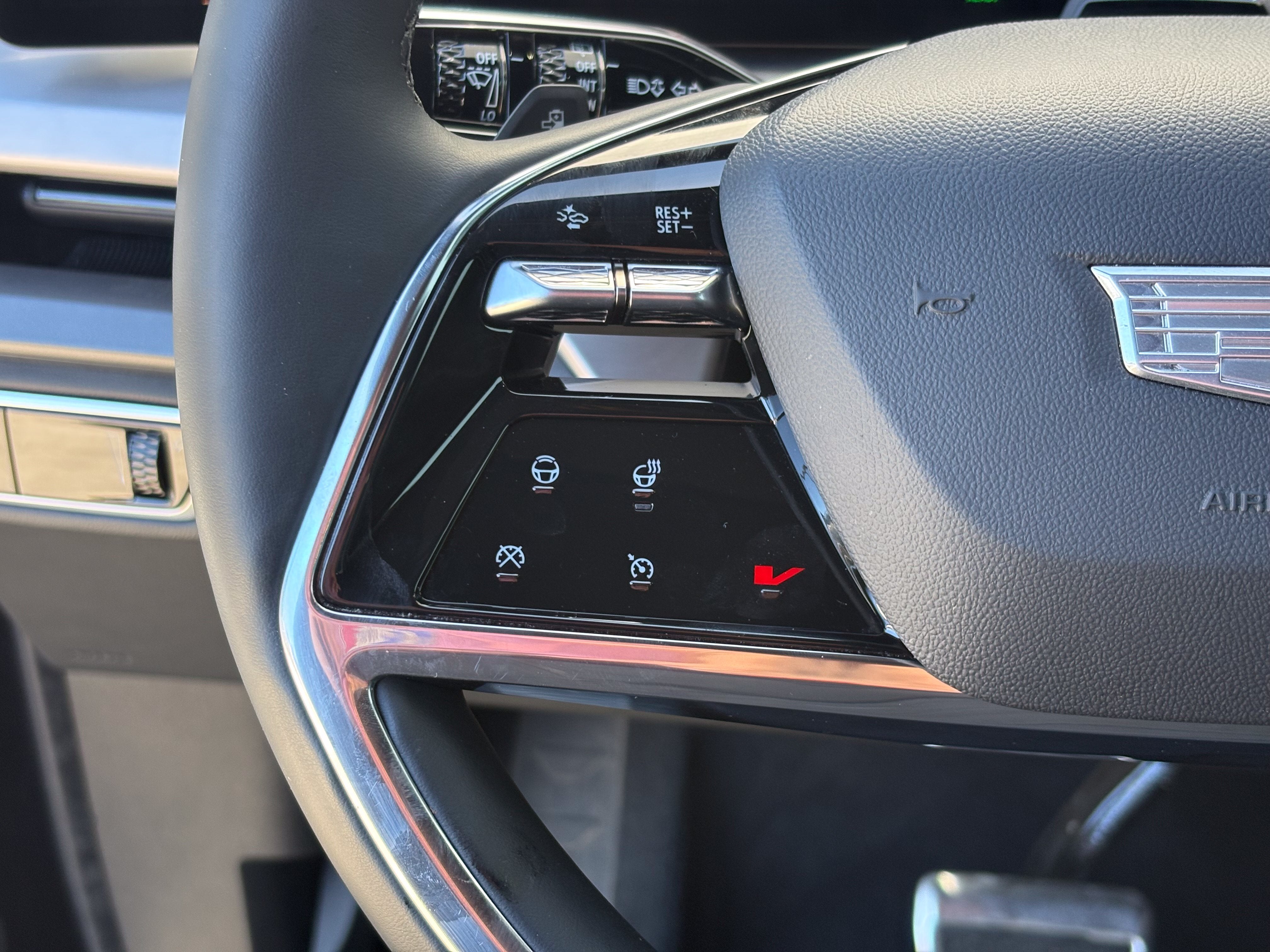 2026 Cadillac VISTIQ Luxury