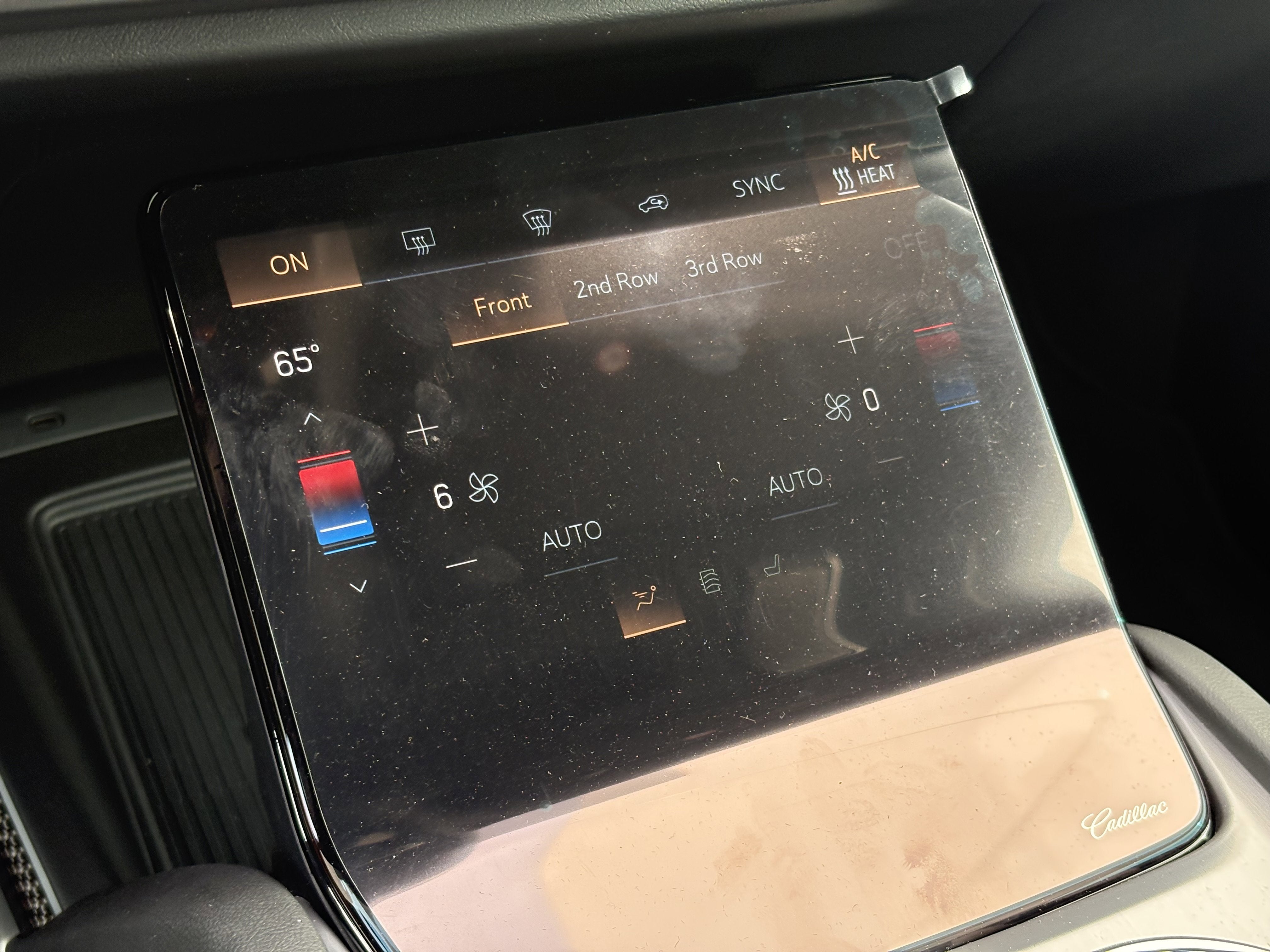 2026 Cadillac VISTIQ Luxury