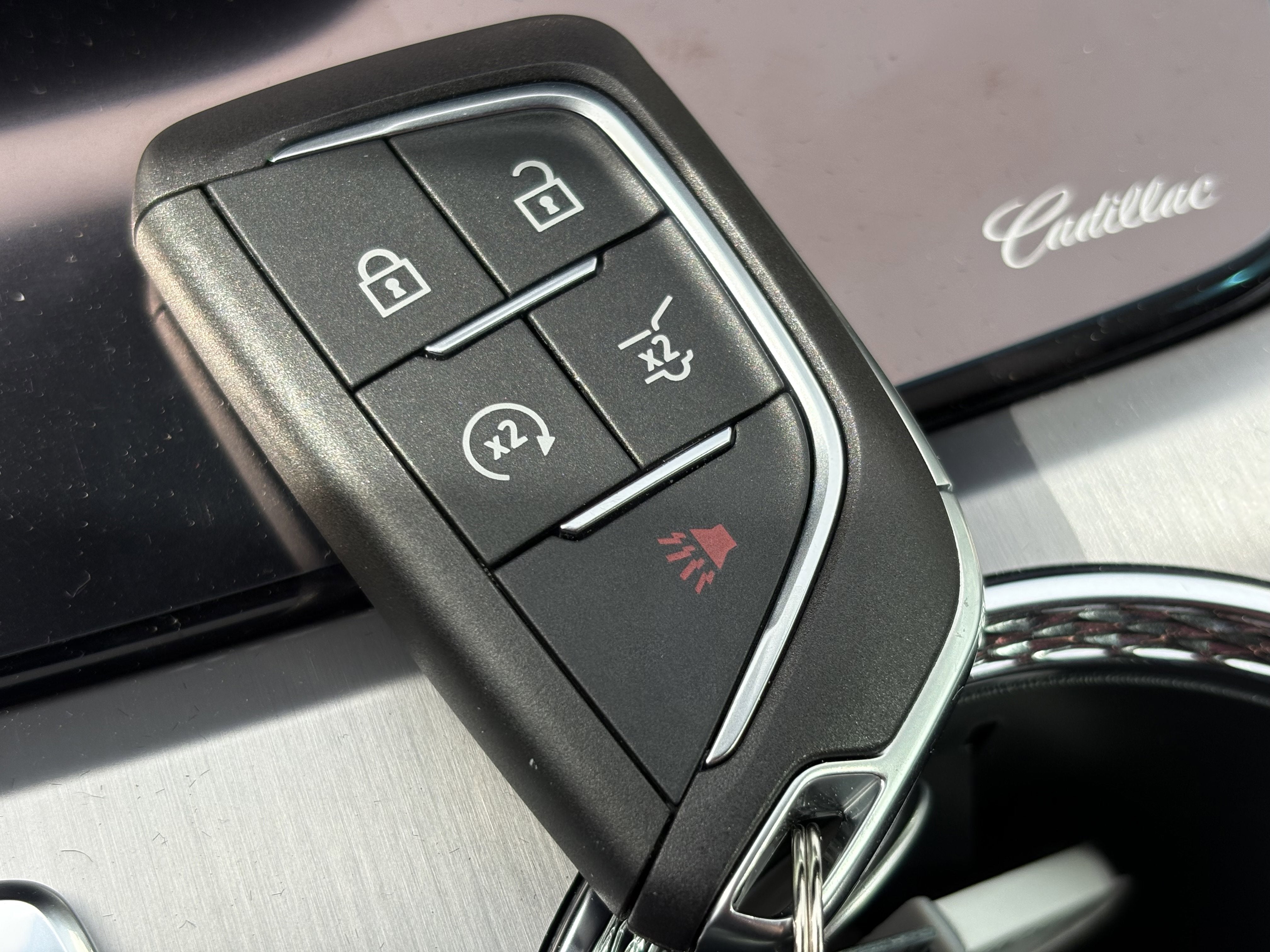 2026 Cadillac VISTIQ Luxury