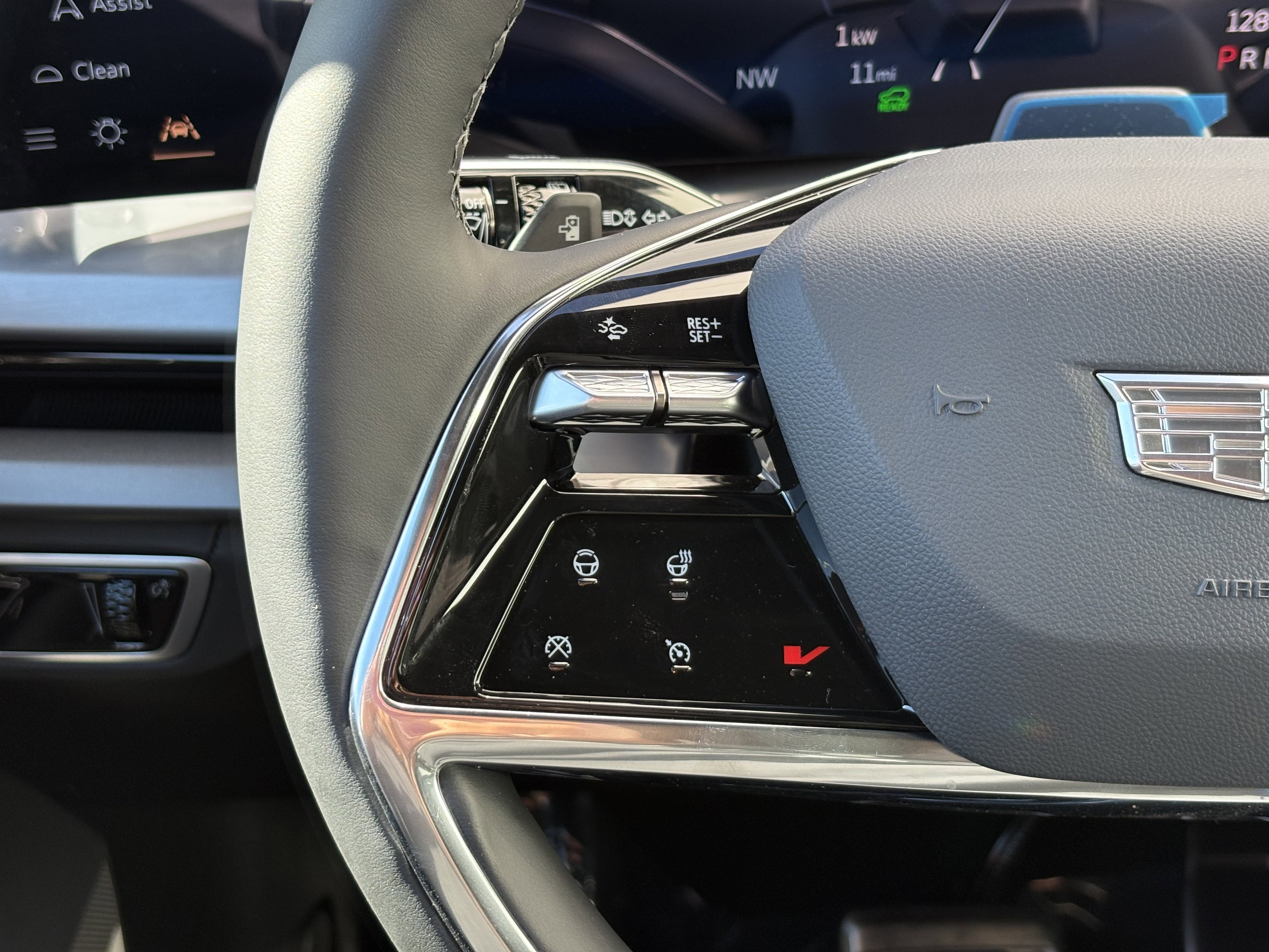 2026 Cadillac VISTIQ Luxury