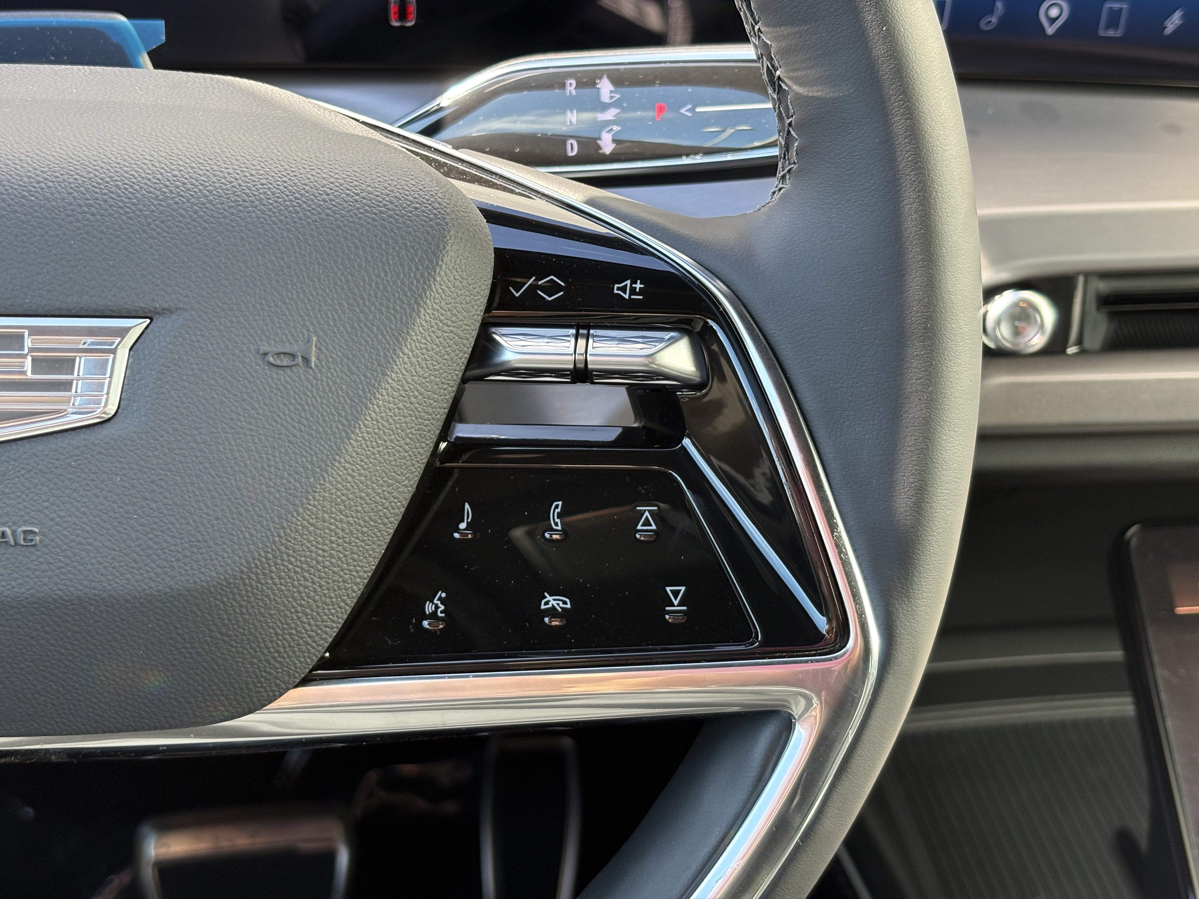 2026 Cadillac VISTIQ Luxury