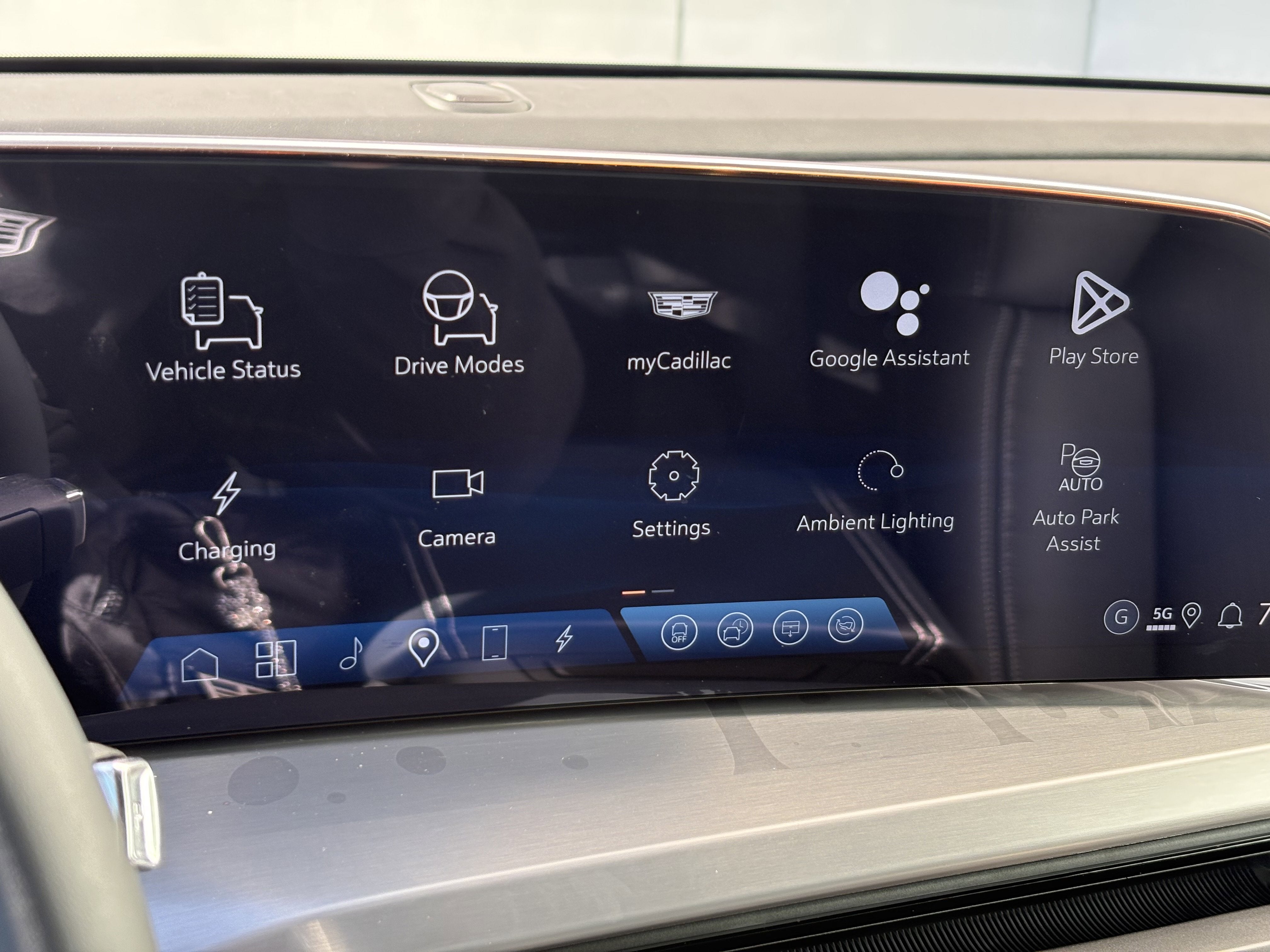 2026 Cadillac VISTIQ Luxury