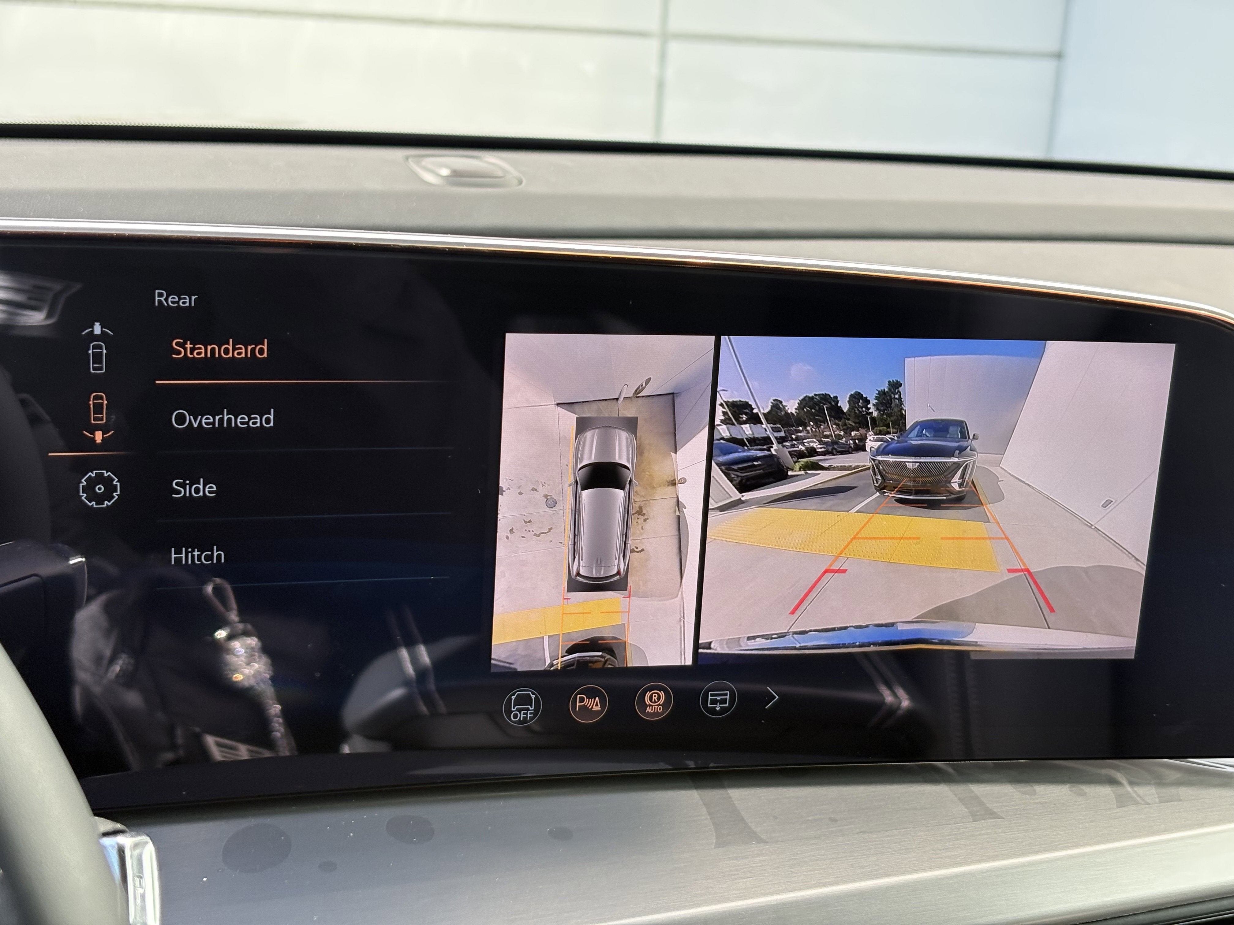 2026 Cadillac VISTIQ Luxury