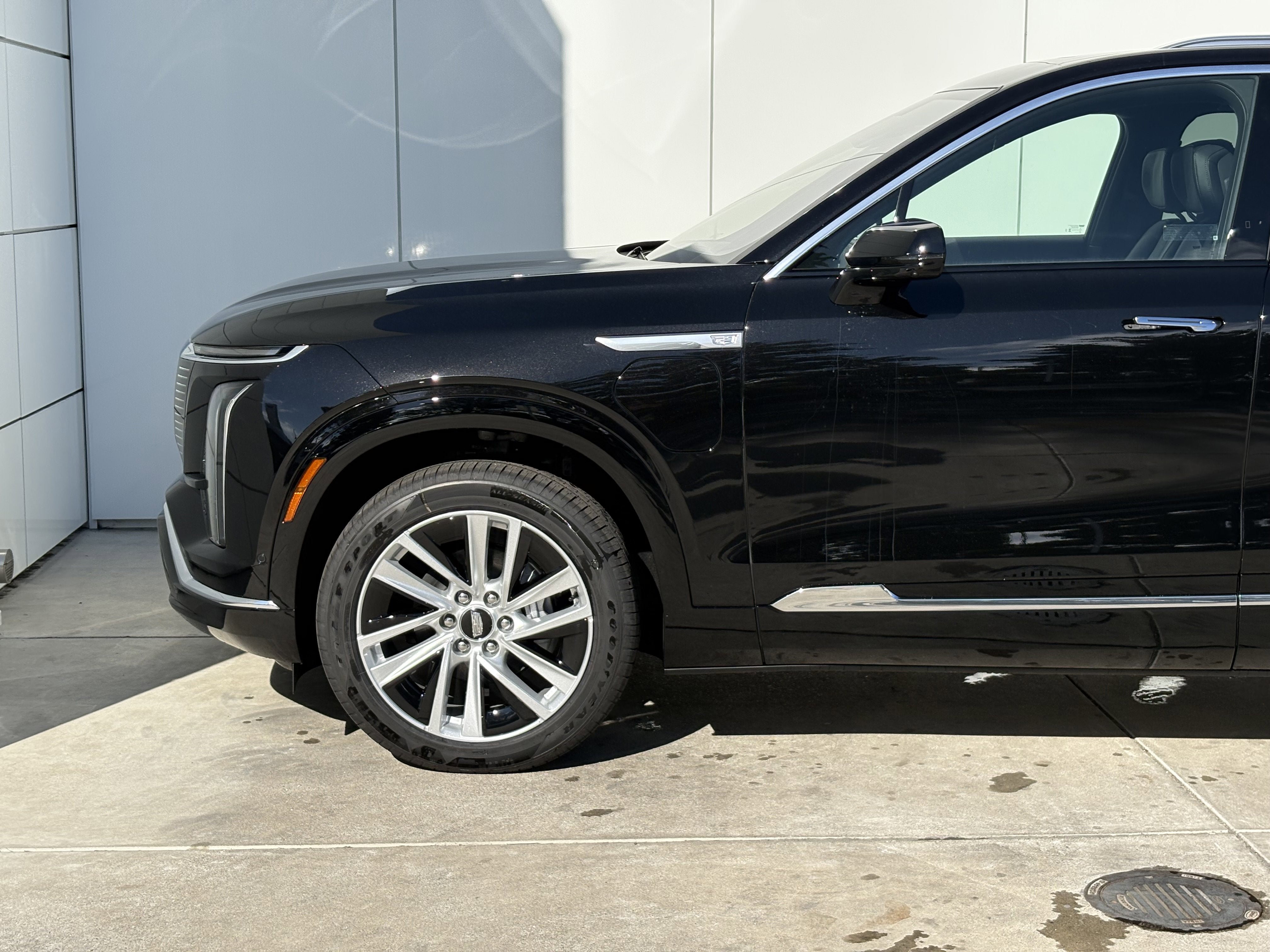 2026 Cadillac VISTIQ Luxury