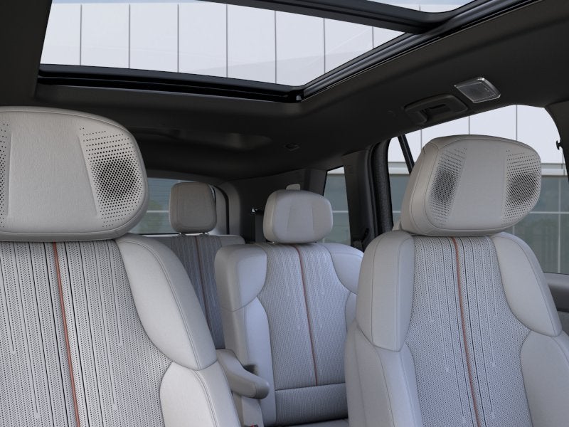 2027 Cadillac VISTIQ Luxury