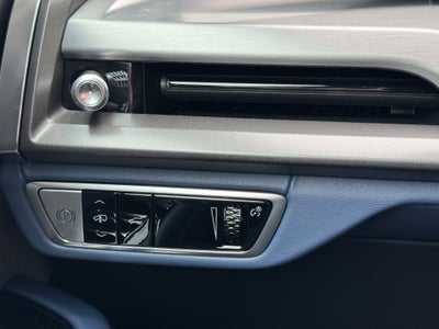 2026 Cadillac VISTIQ Premium Luxury