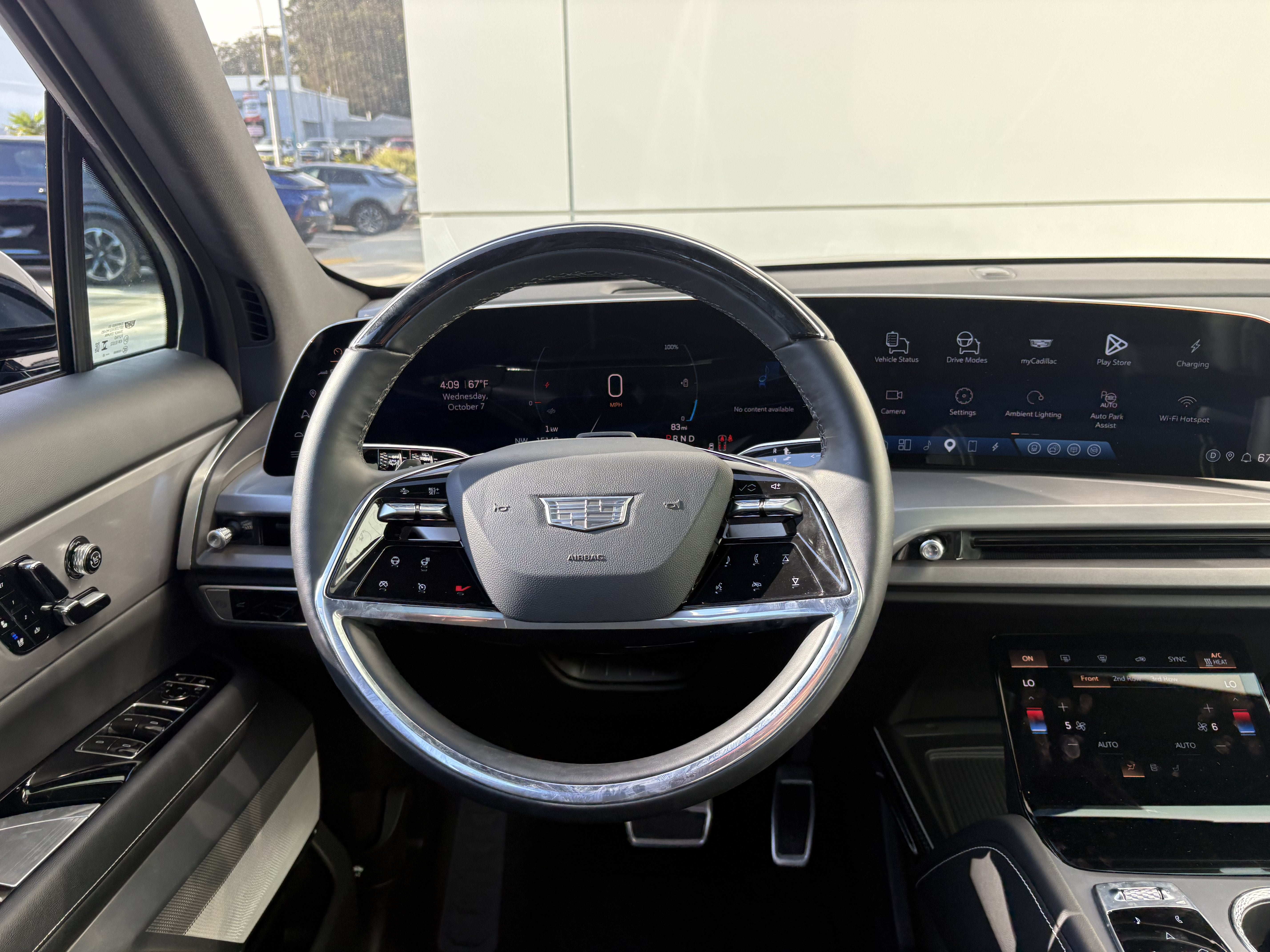 2026 Cadillac VISTIQ Sport