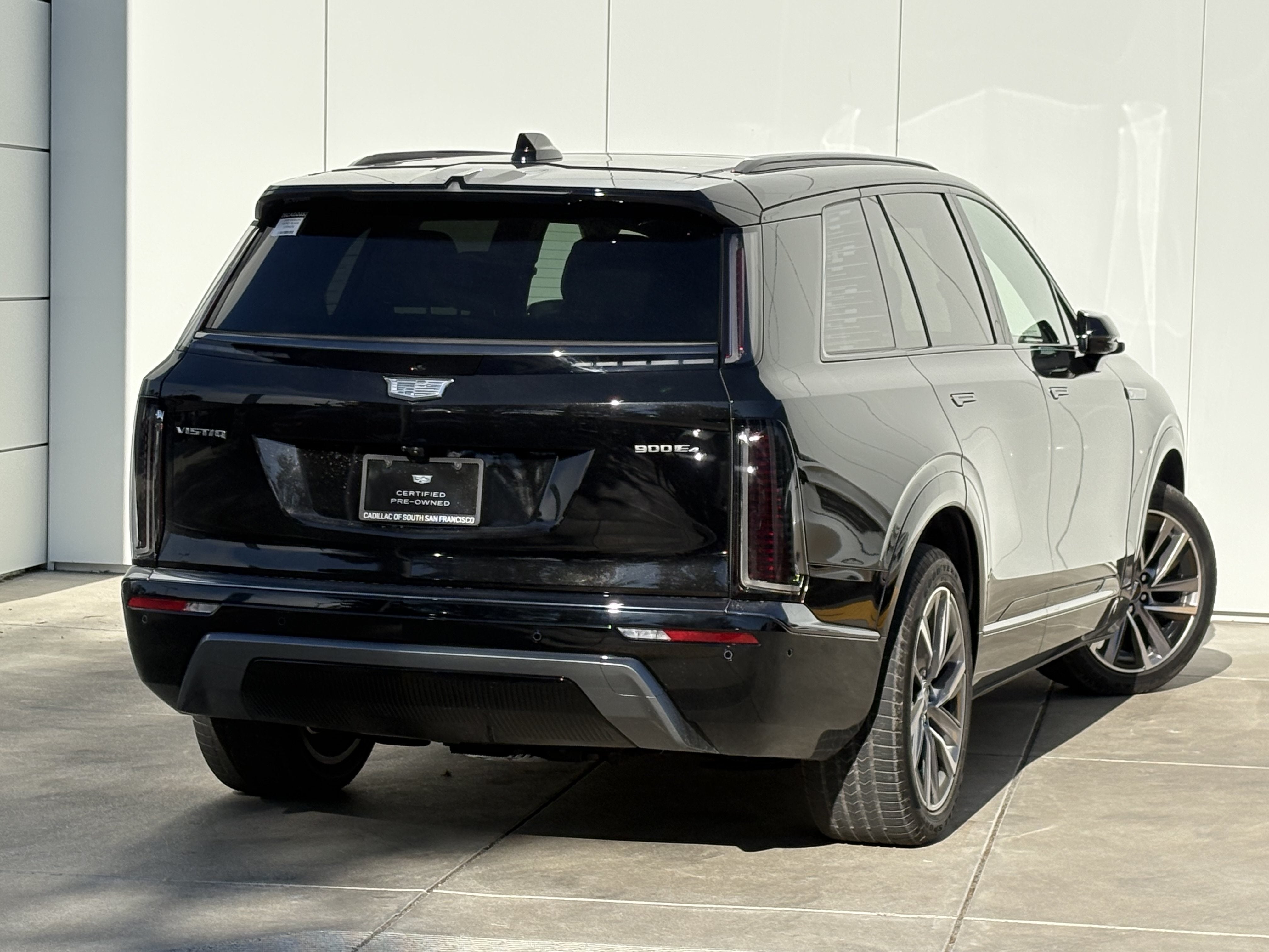 2026 Cadillac VISTIQ Sport